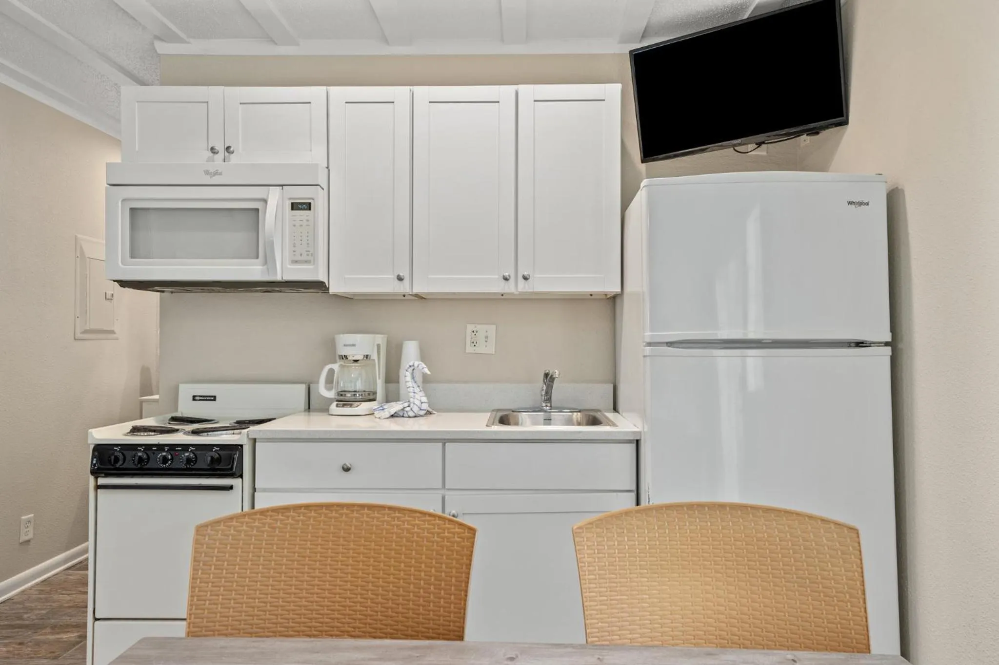 Sandpiper Beacon Beach Resort