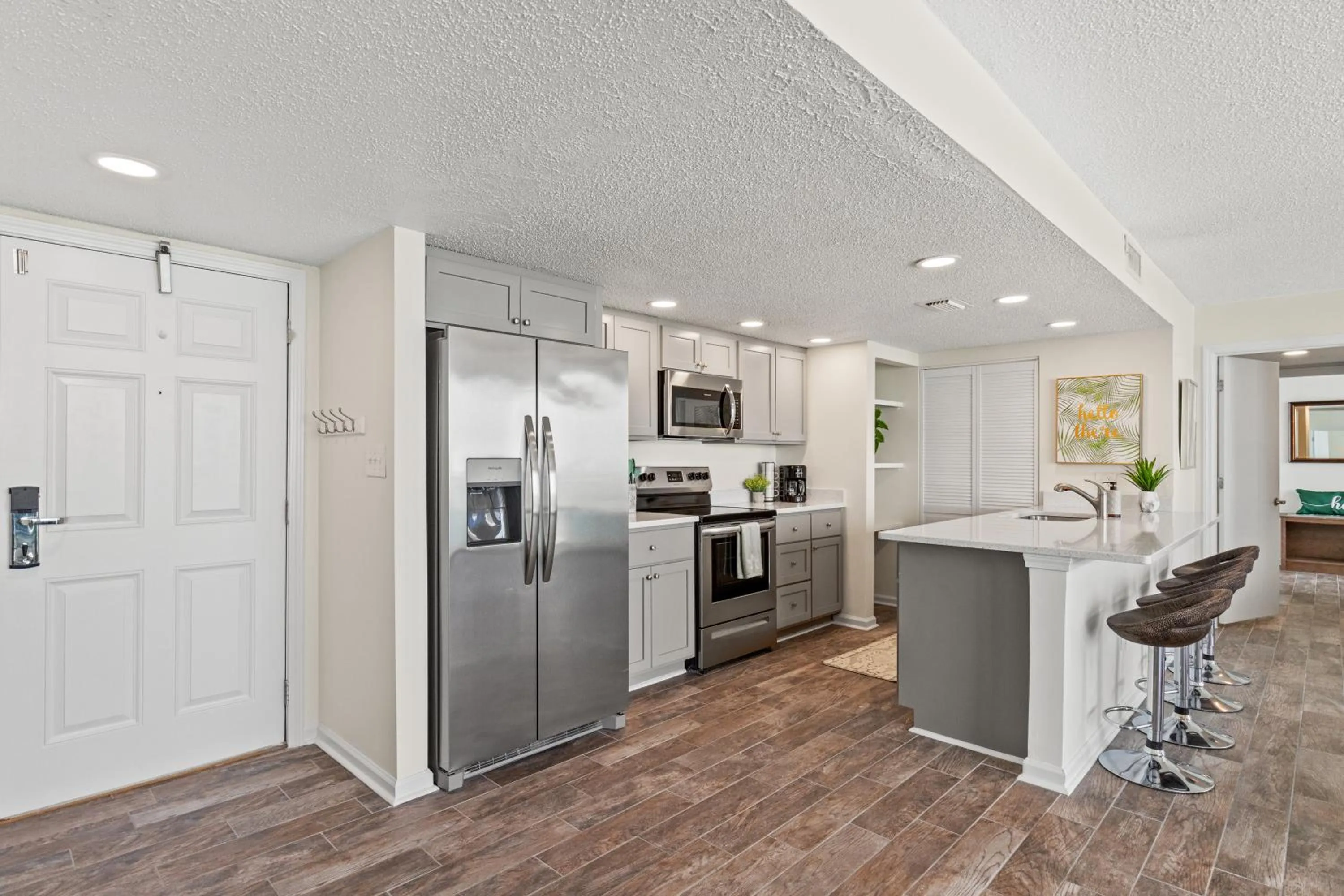 Sandpiper Beacon Beach Resort