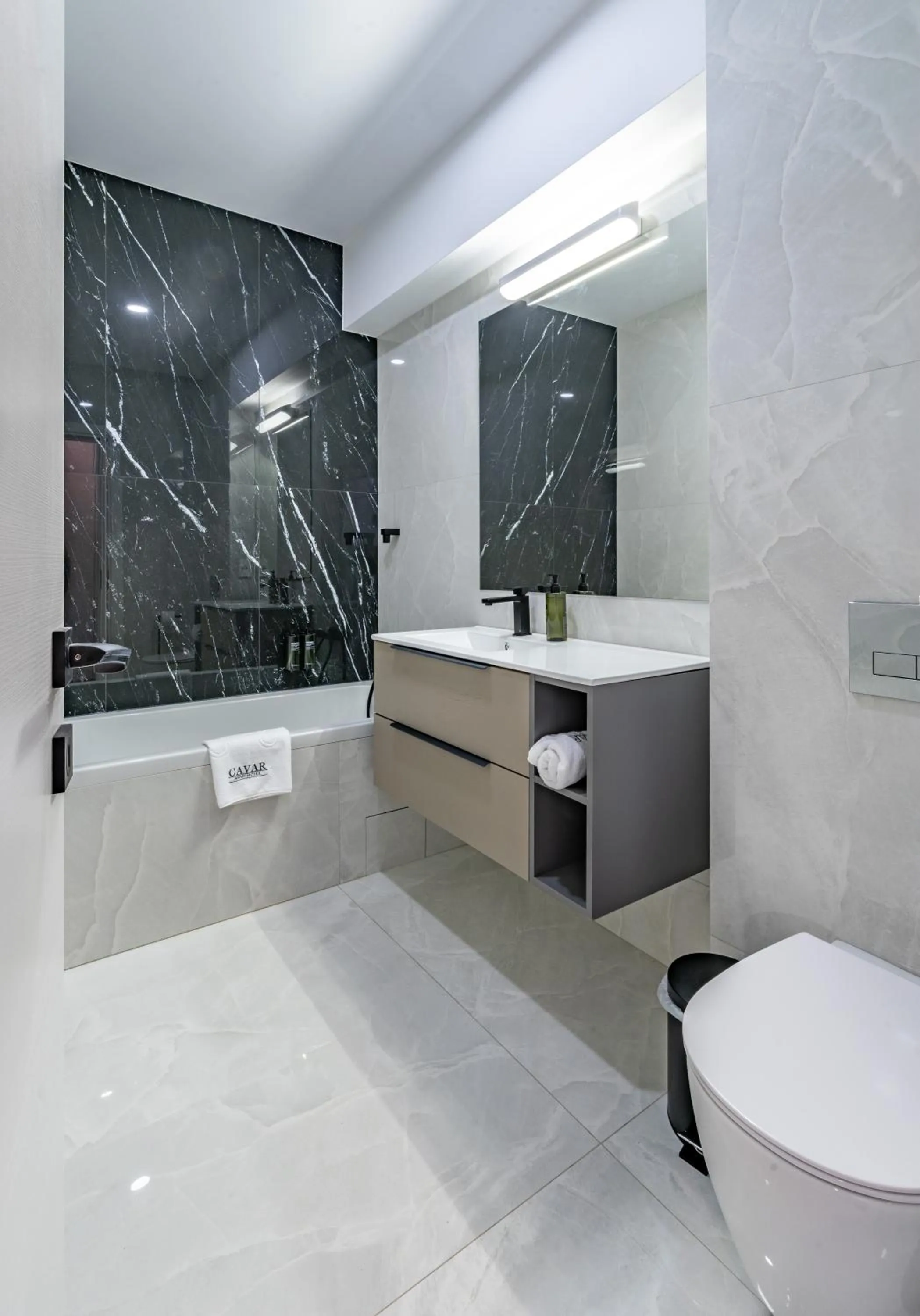 Toilet in Cavar Aparthotel