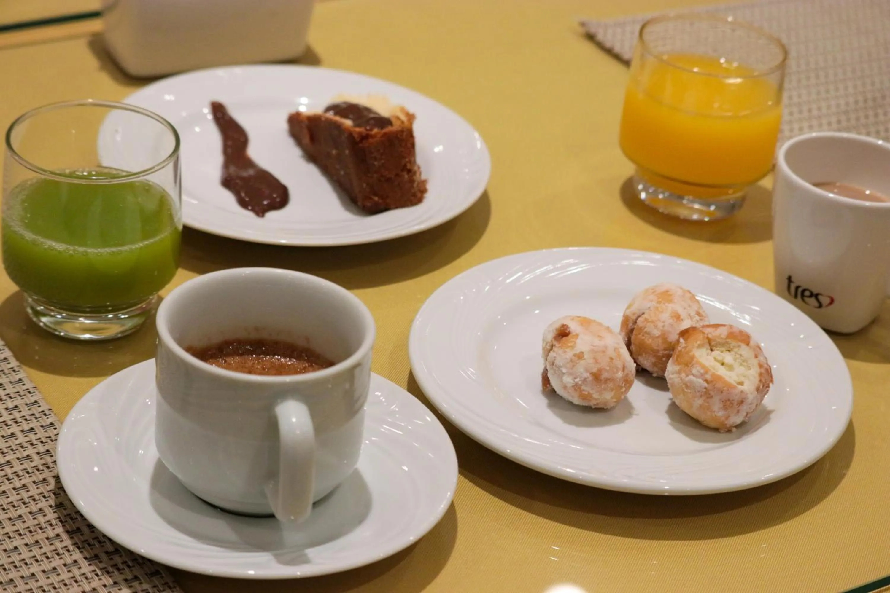 Breakfast in DOM Barra Hotel