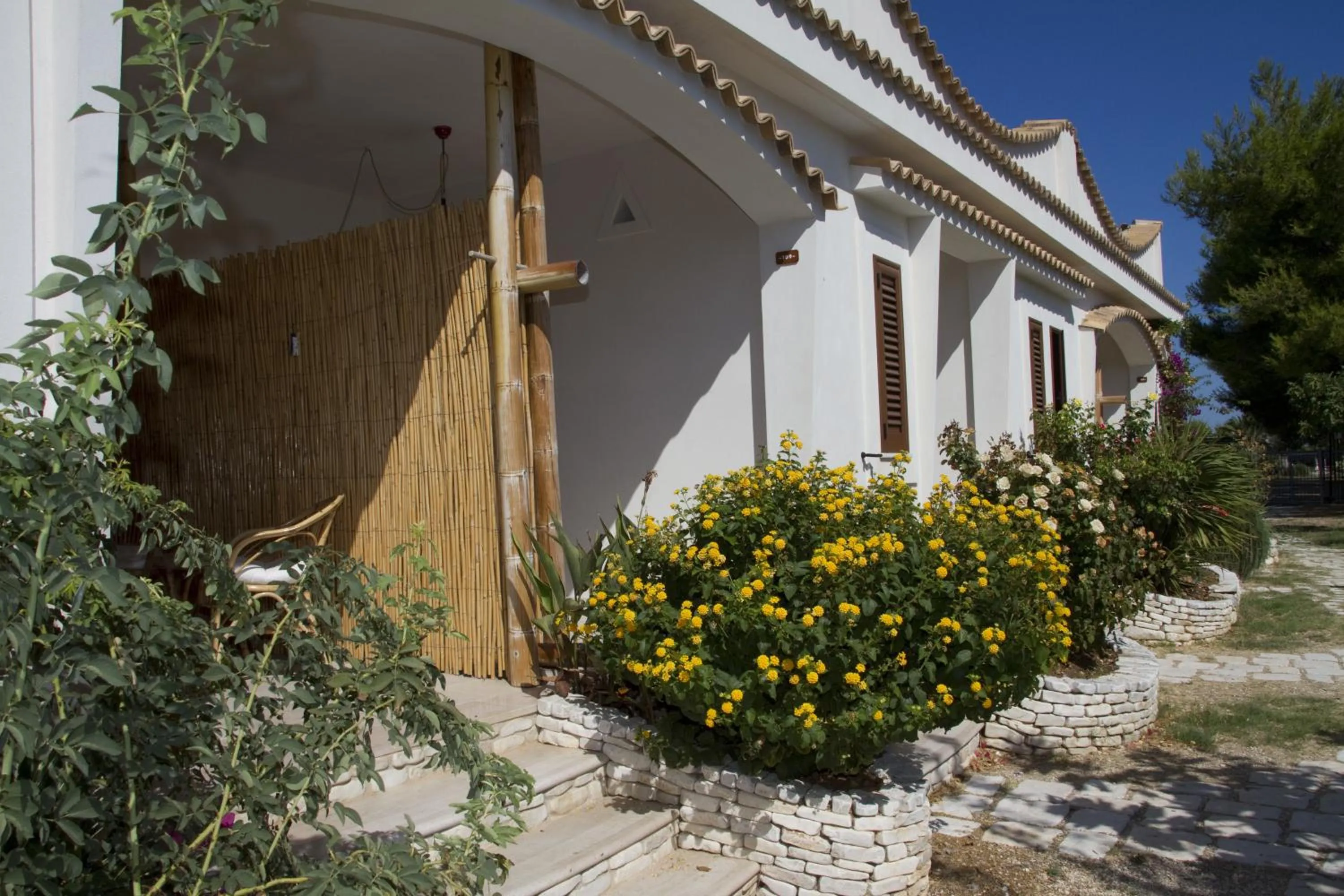 Facade/entrance in Oasi Beach Hotel