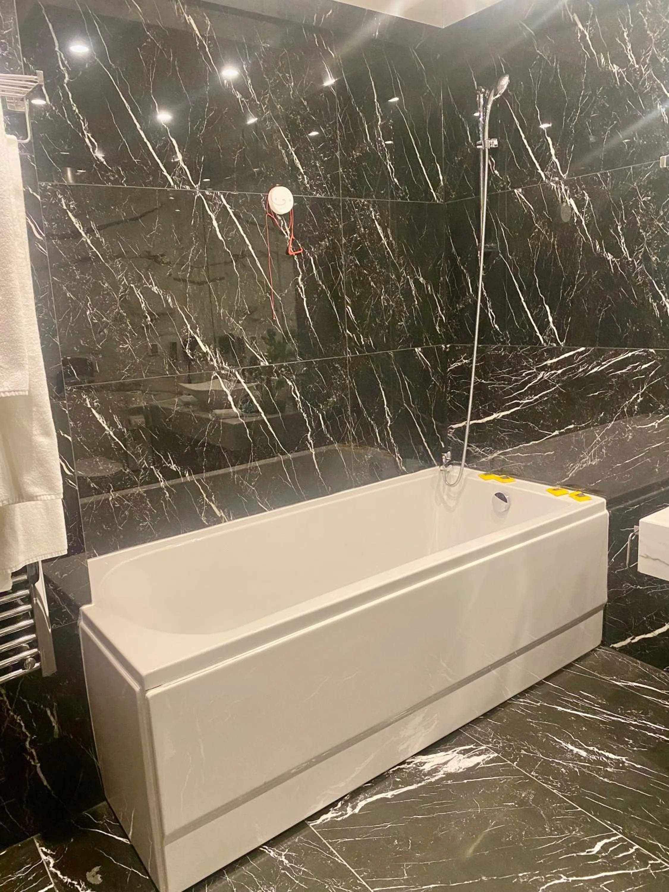 Bath in Hotel Royal Plovdiv