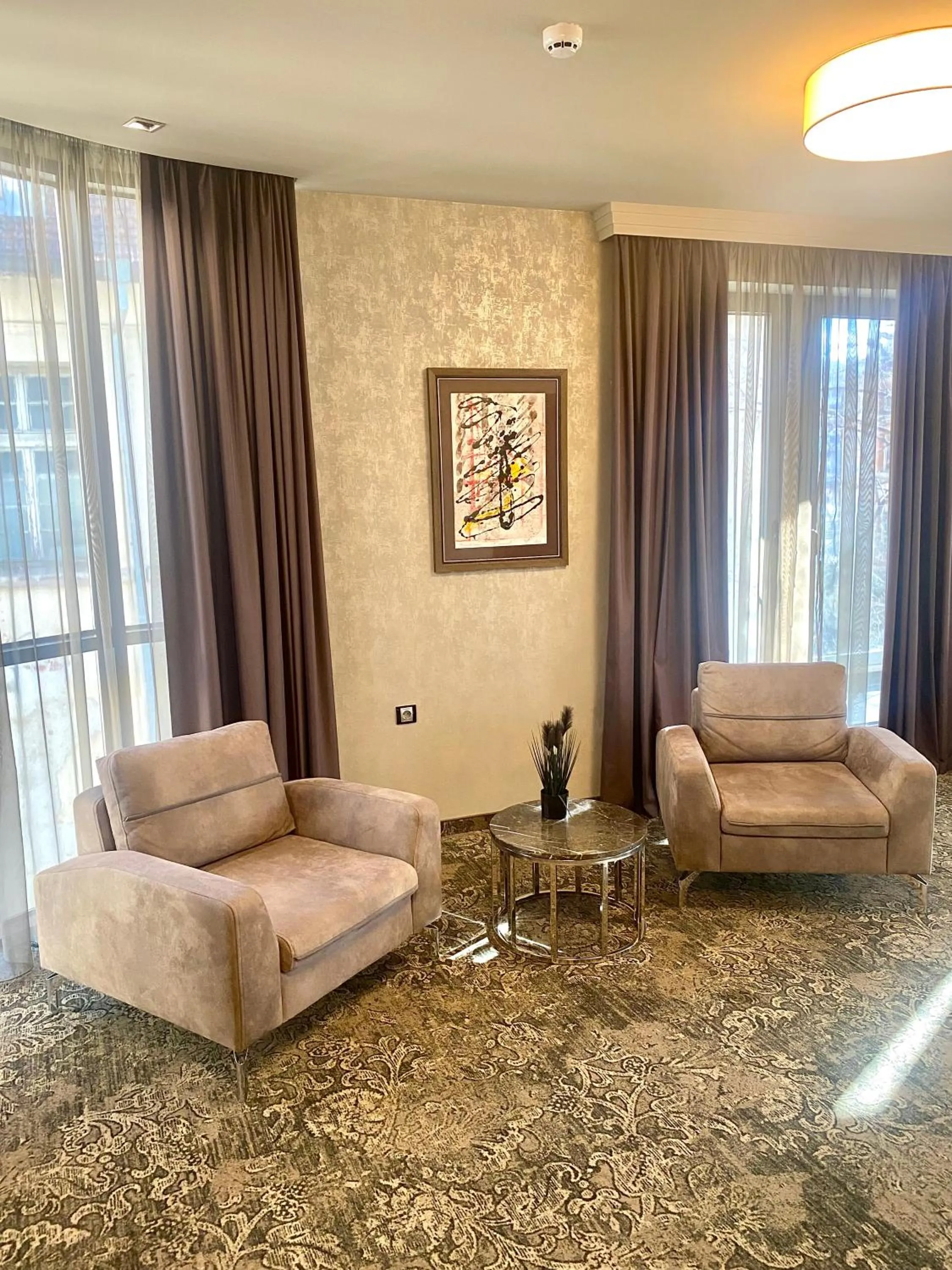 Seating area in Hotel Royal Plovdiv