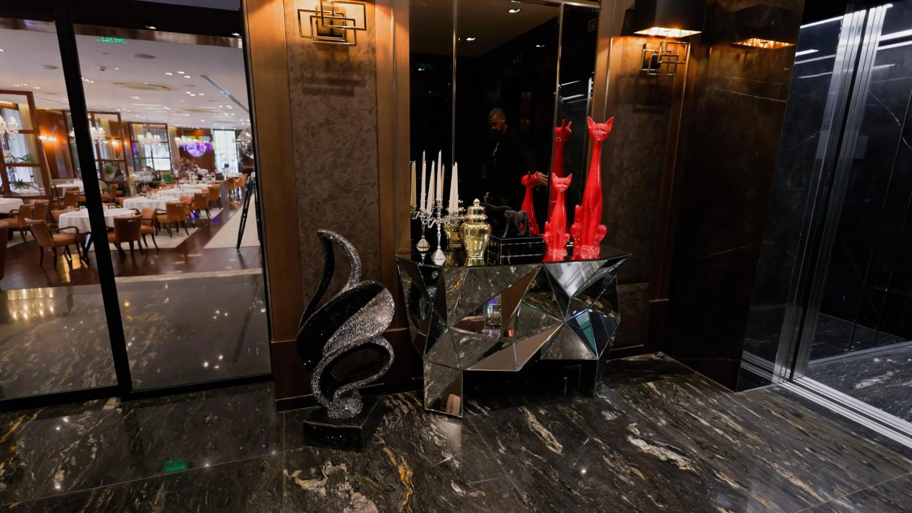 elevator in Hotel Royal Plovdiv