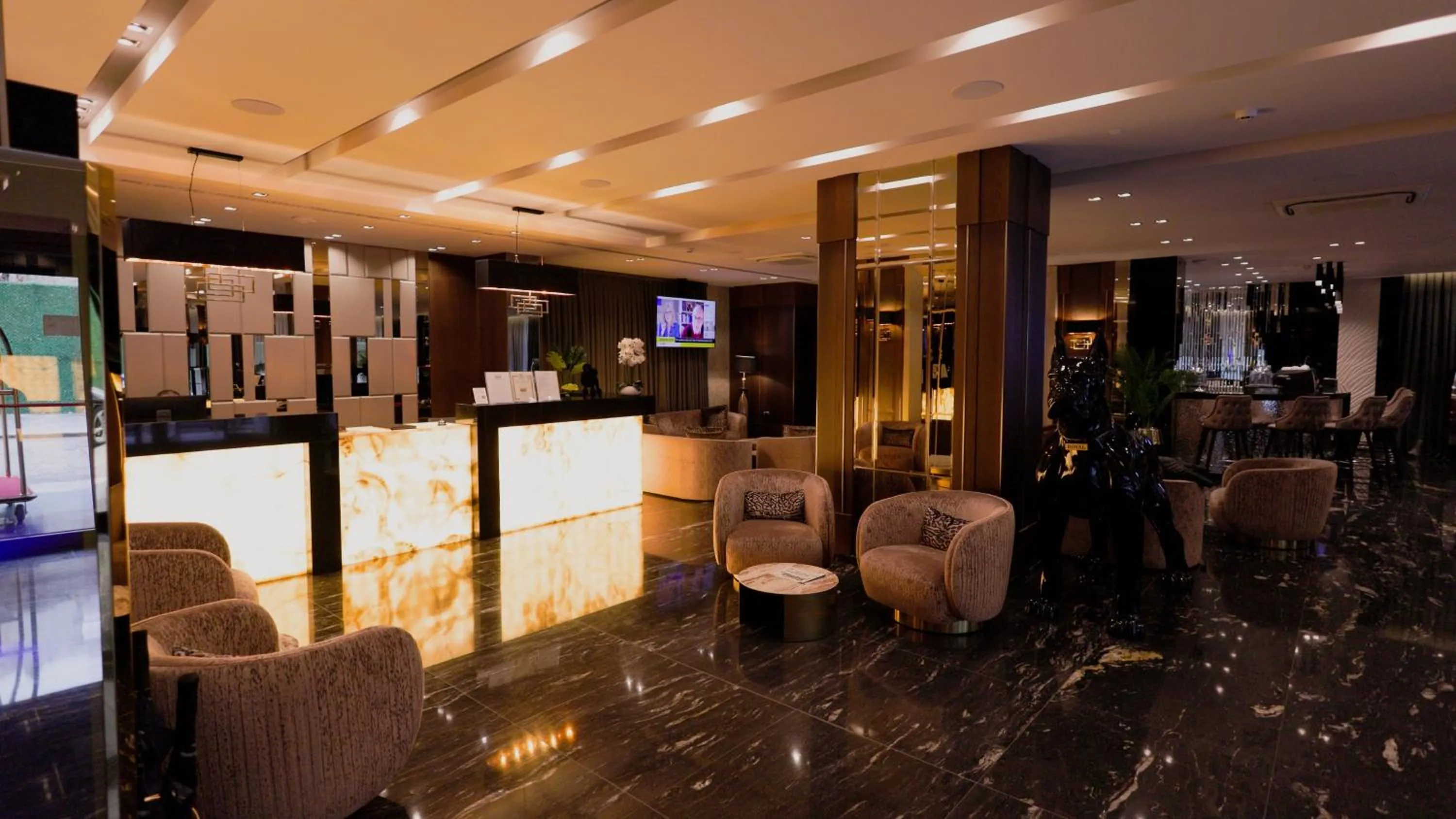 Lobby or reception in Hotel Royal Plovdiv