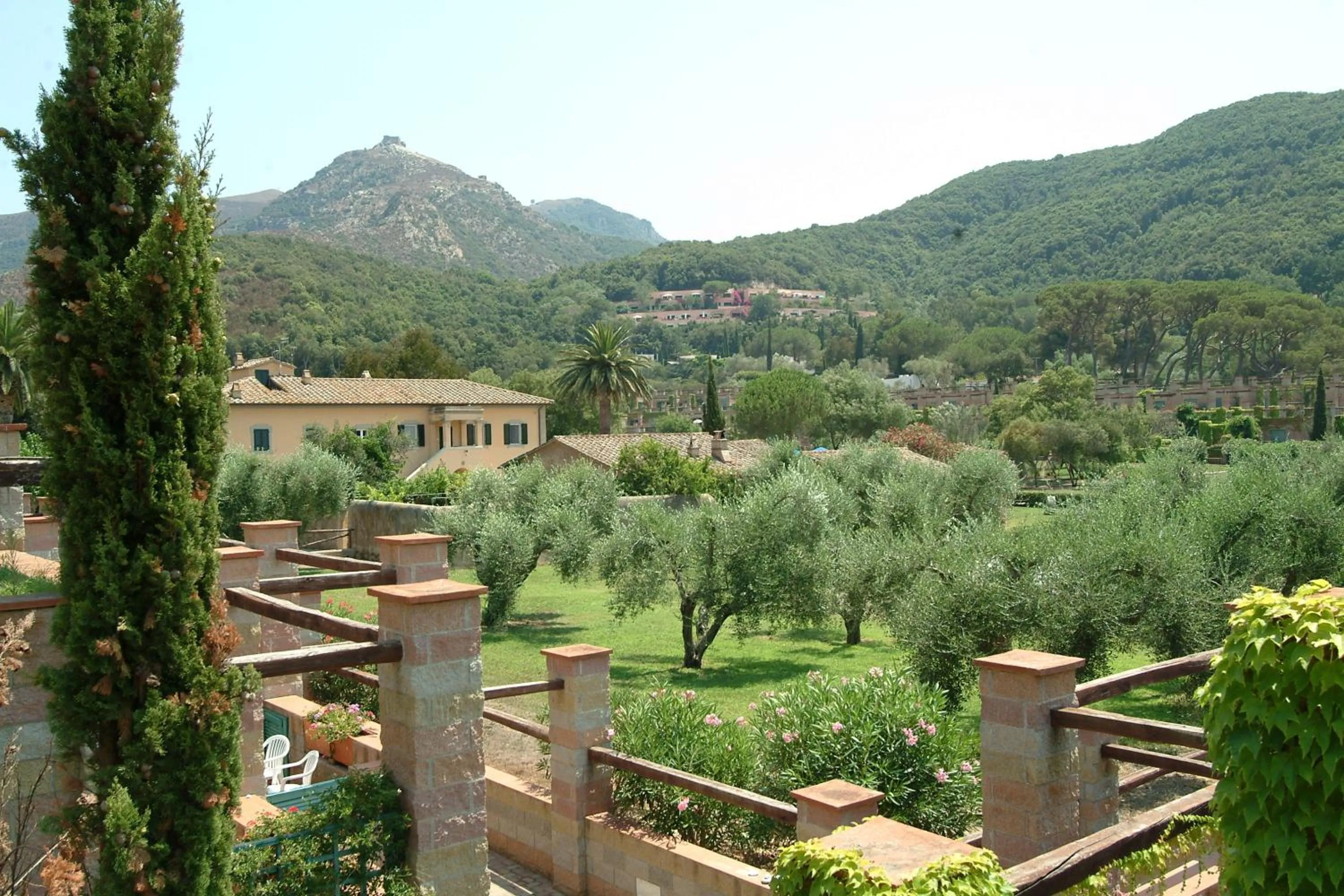 Garden view in Hotel & Resort Sant'Anna Del Volterraio