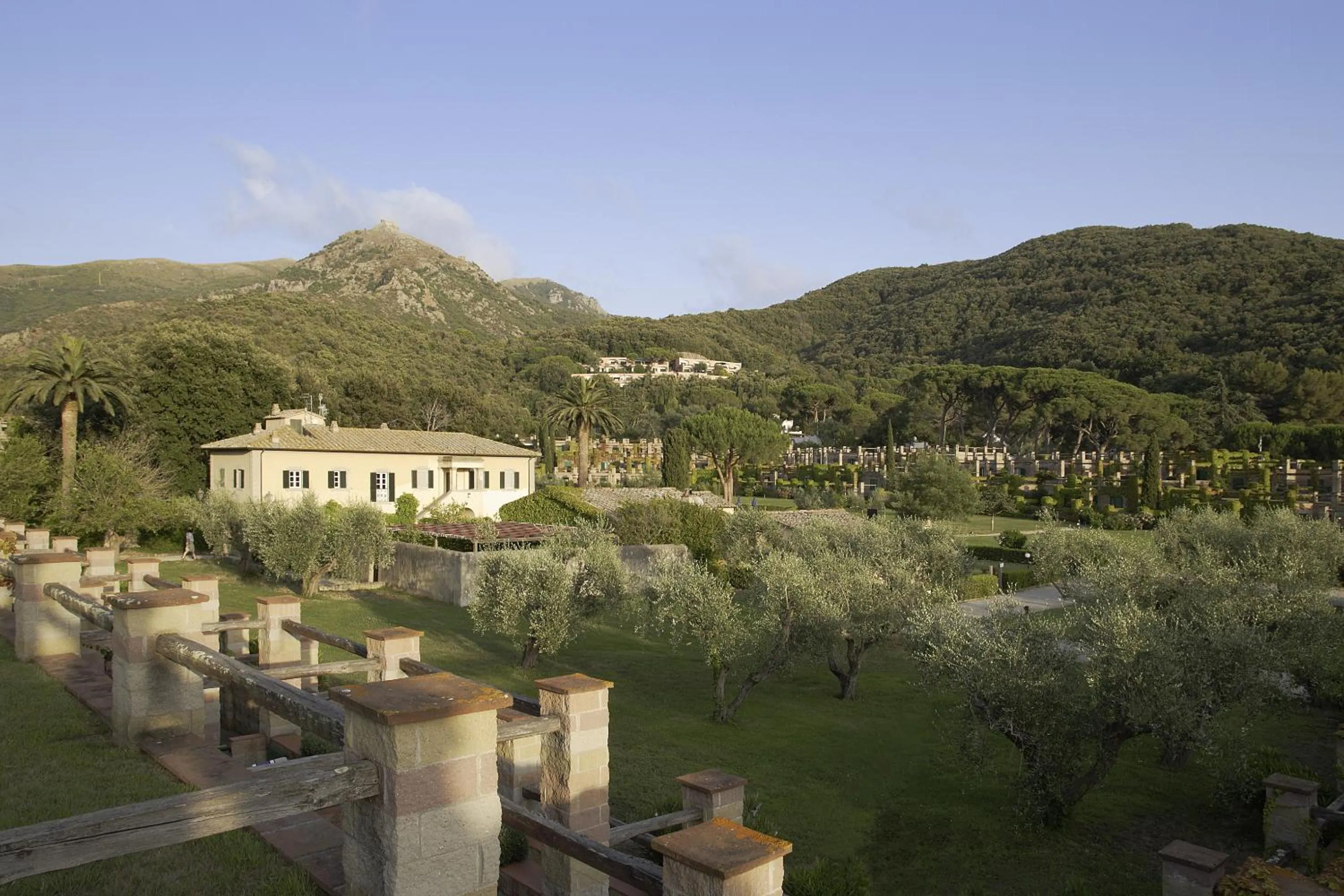 Hotel & Resort Sant'Anna Del Volterraio