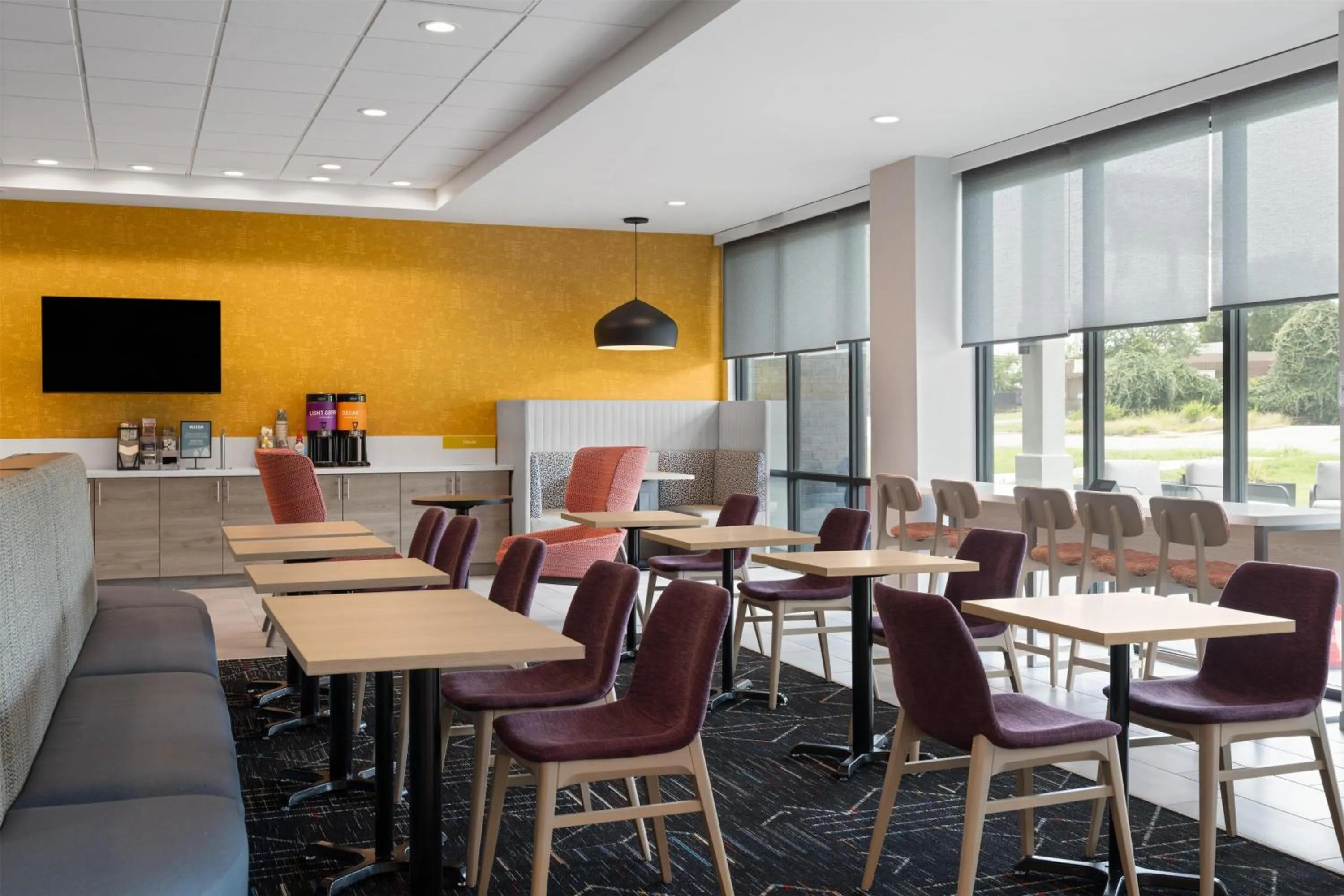 Lobby or reception in Home2 Suites By Hilton Austin South