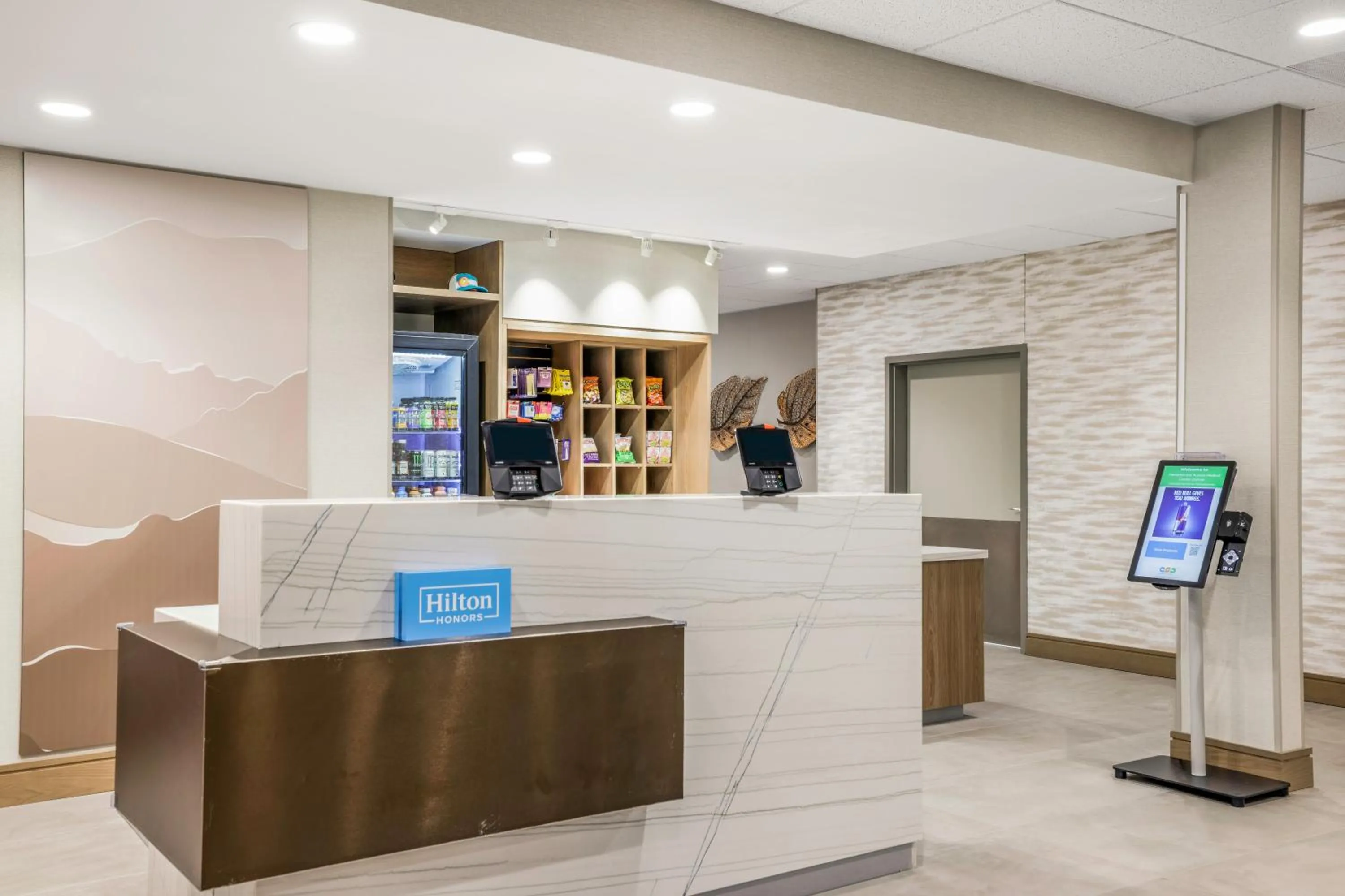 Lobby or reception in Home2 Suites By Hilton Madison East