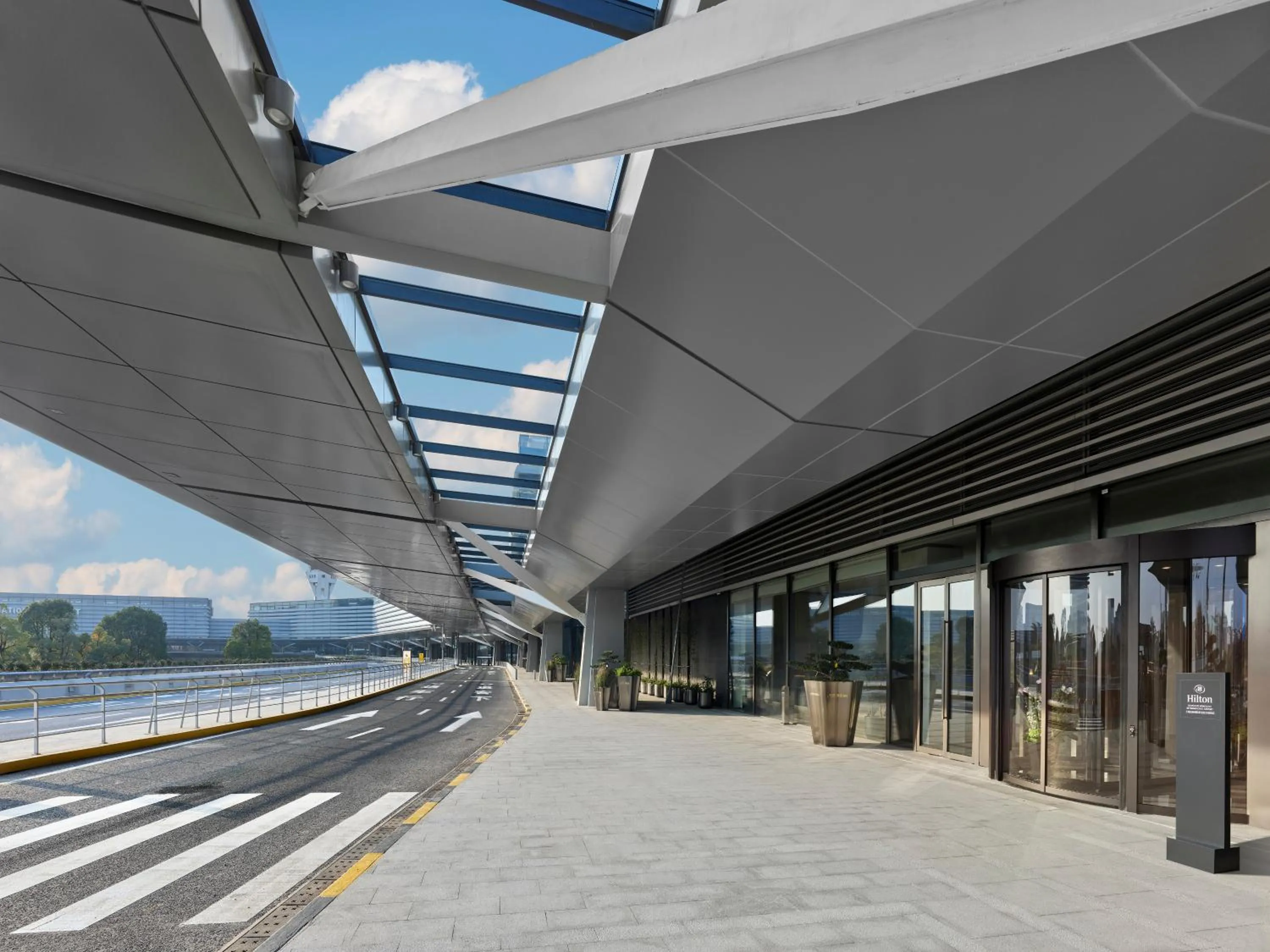 Property building in Hilton Shanghai Hongqiao International Airport