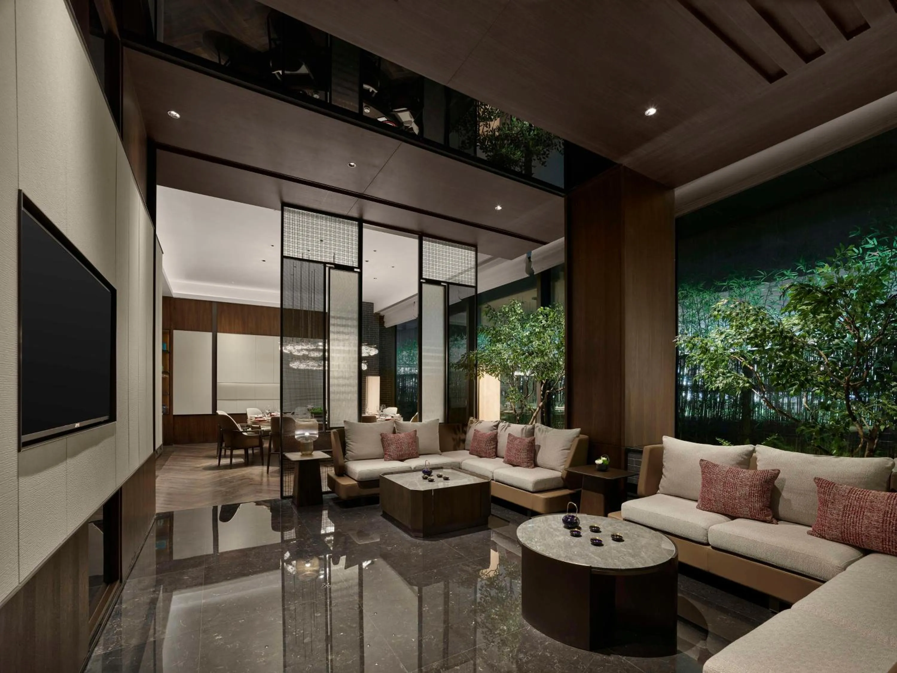 Restaurant/places to eat in Hilton Shanghai Hongqiao International Airport