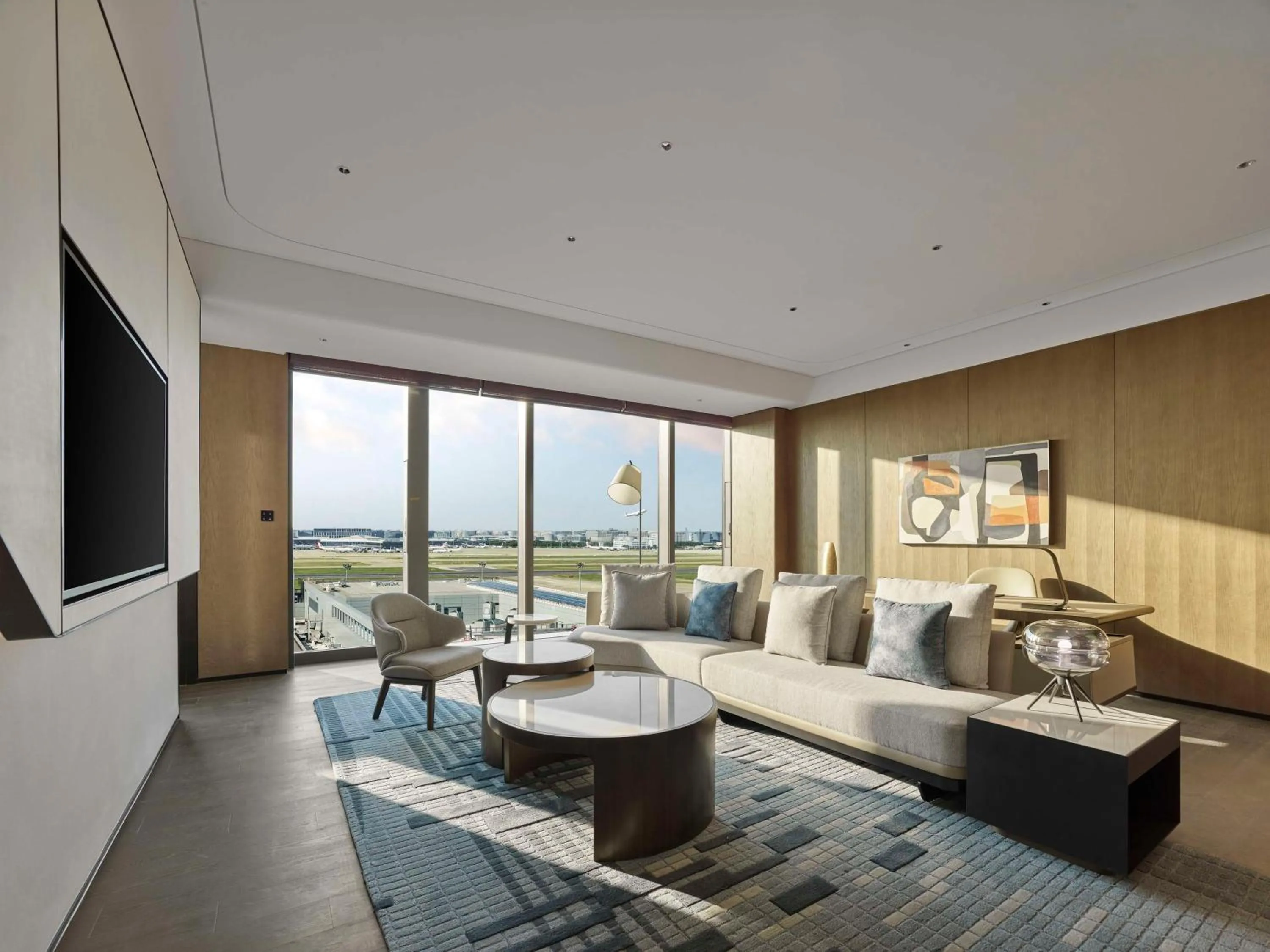 Living room in Hilton Shanghai Hongqiao International Airport