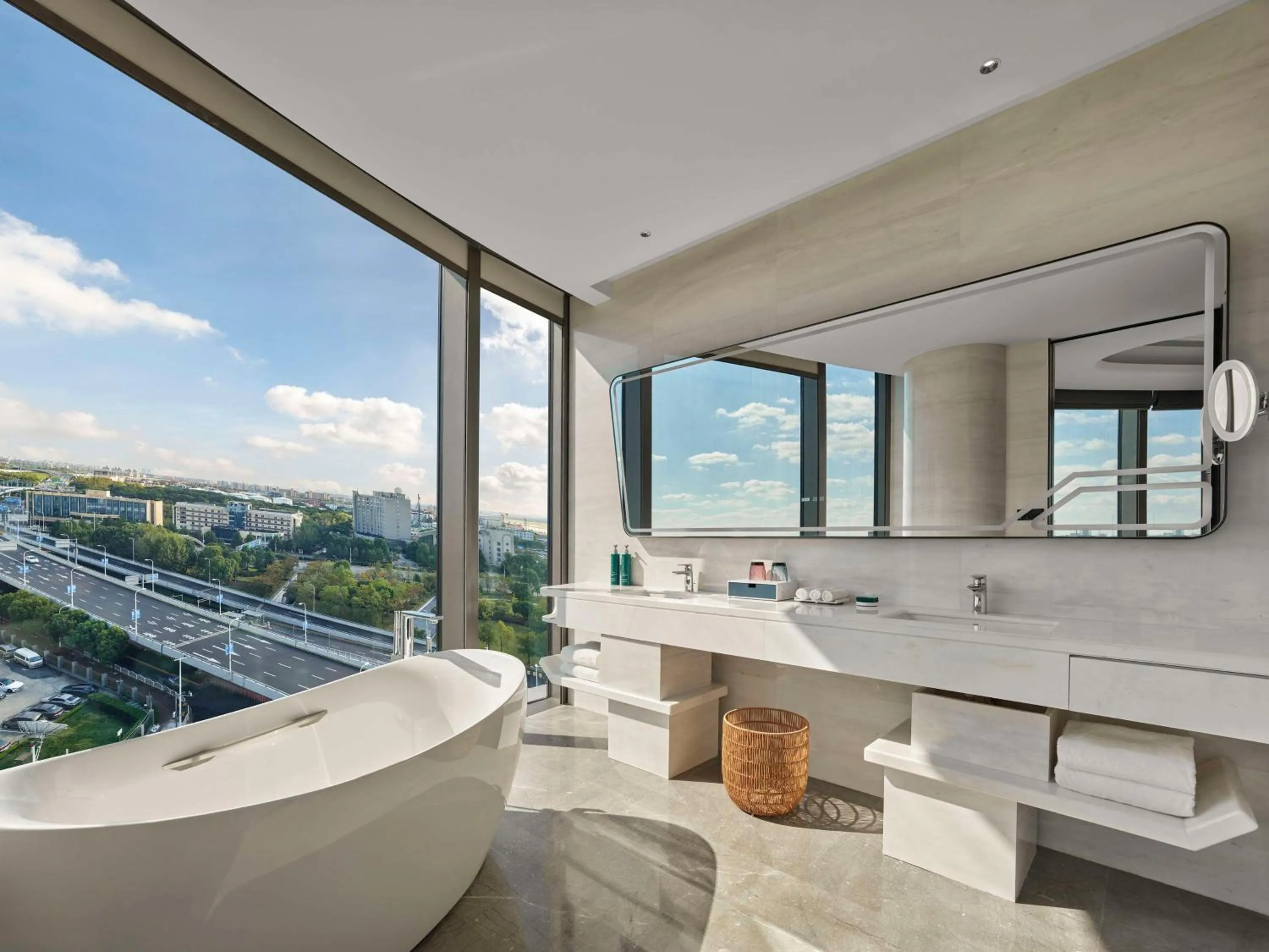 Bathroom in Hilton Shanghai Hongqiao International Airport