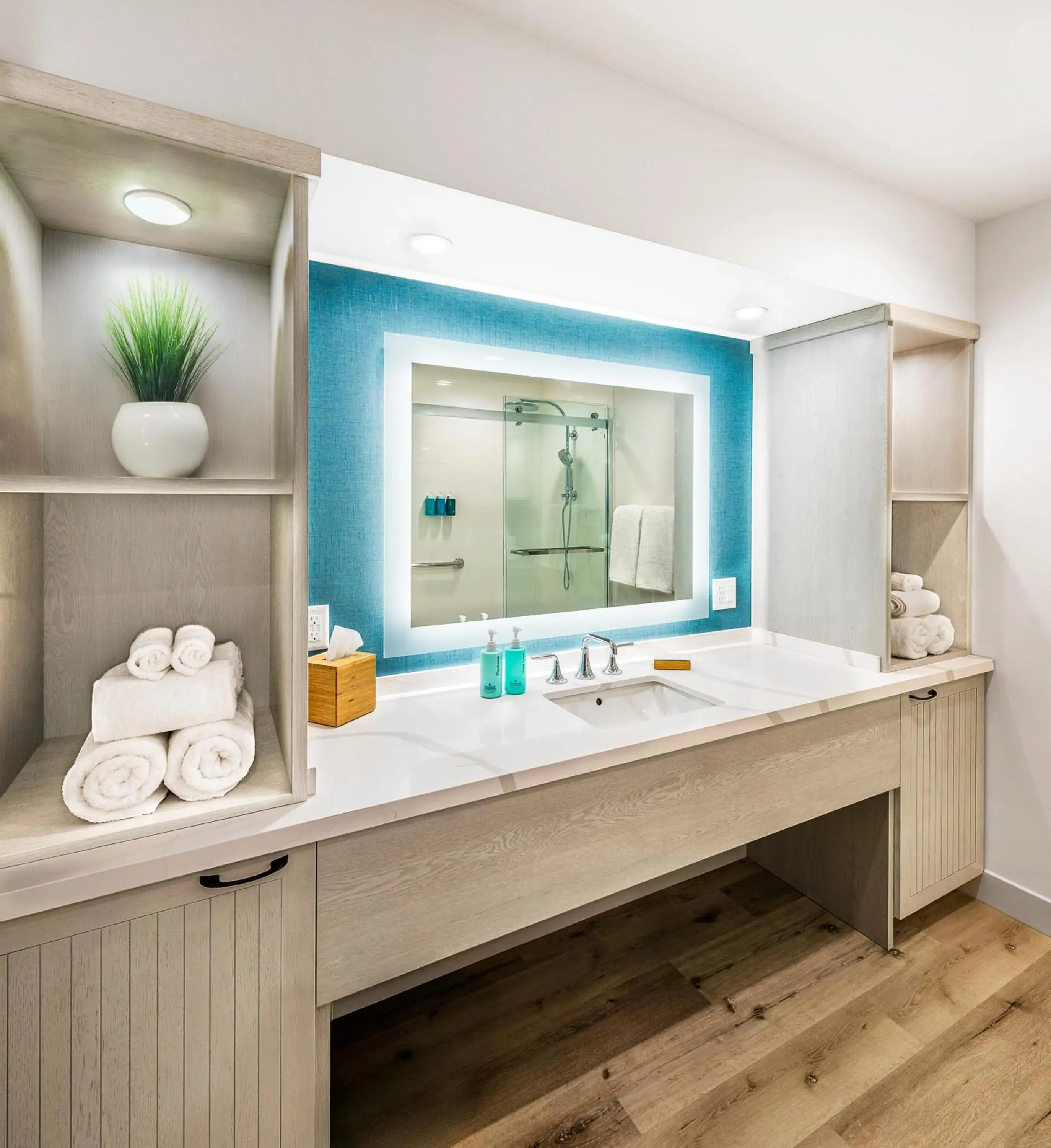 King One Bedroom Suite in Compass by Margaritaville Hotel Pigeon Forge King One Bedroom Suite in Compass by Margaritaville Hotel Pigeon Forge