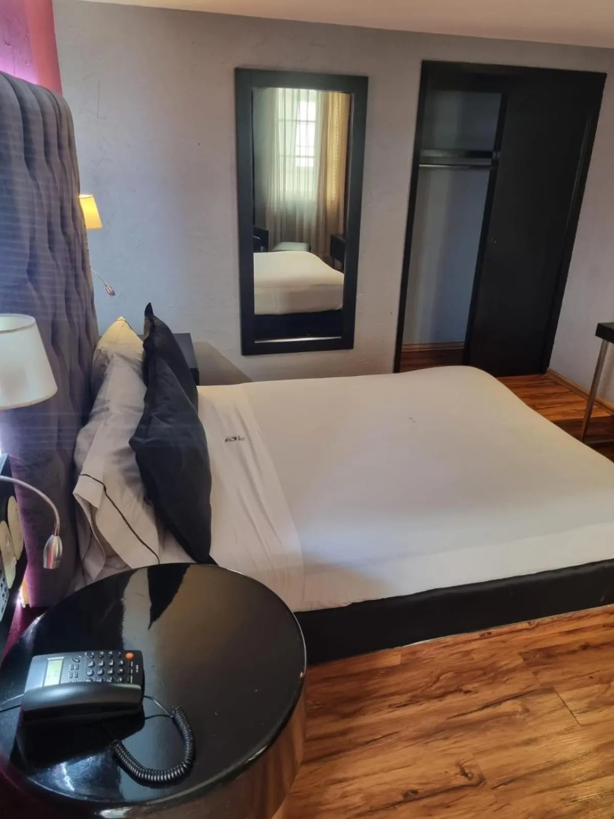 Photo of the whole room, Bed in Hotel Mexicali