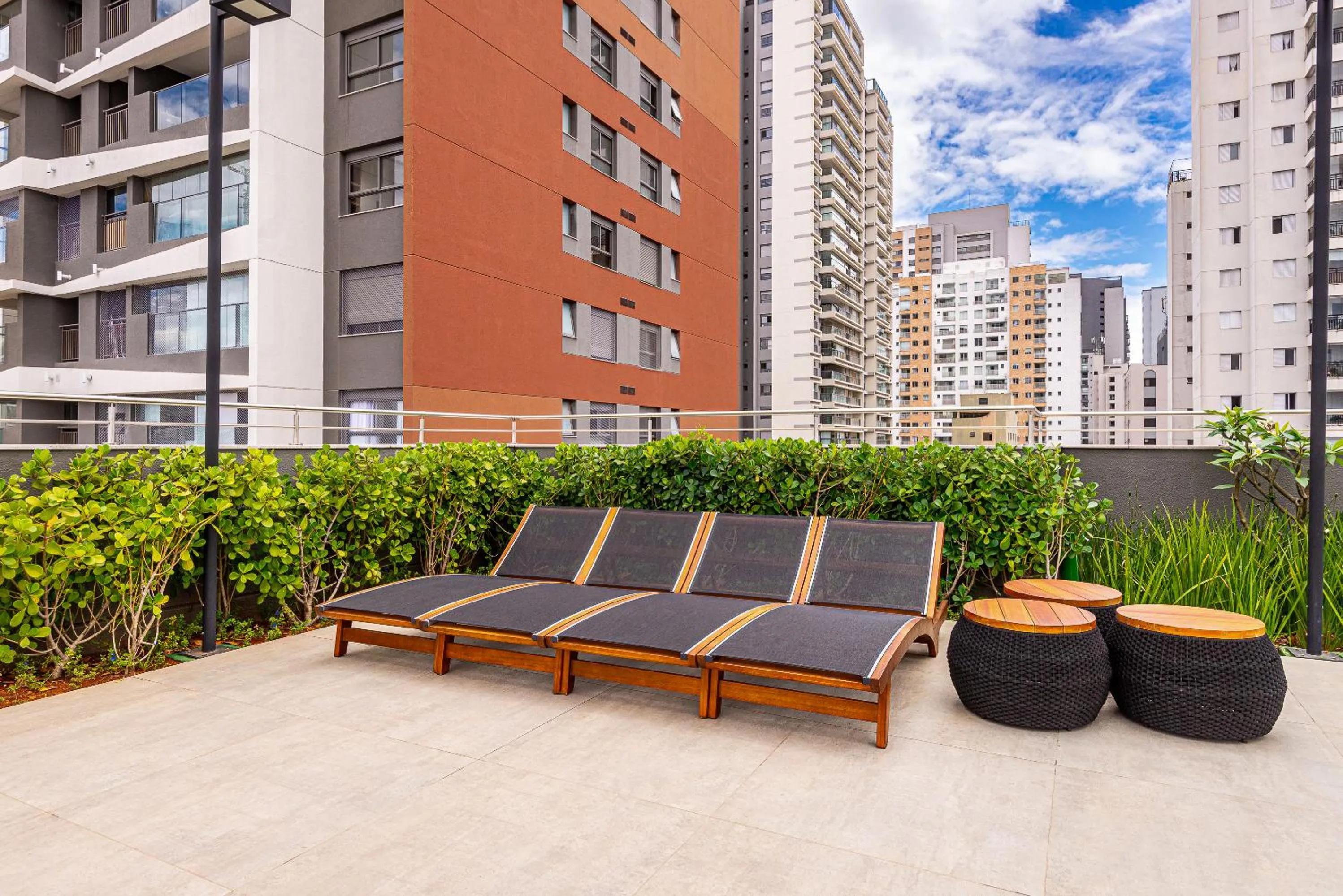 Swimming pool in Roomo Transamerica SP Alto do Ipiranga