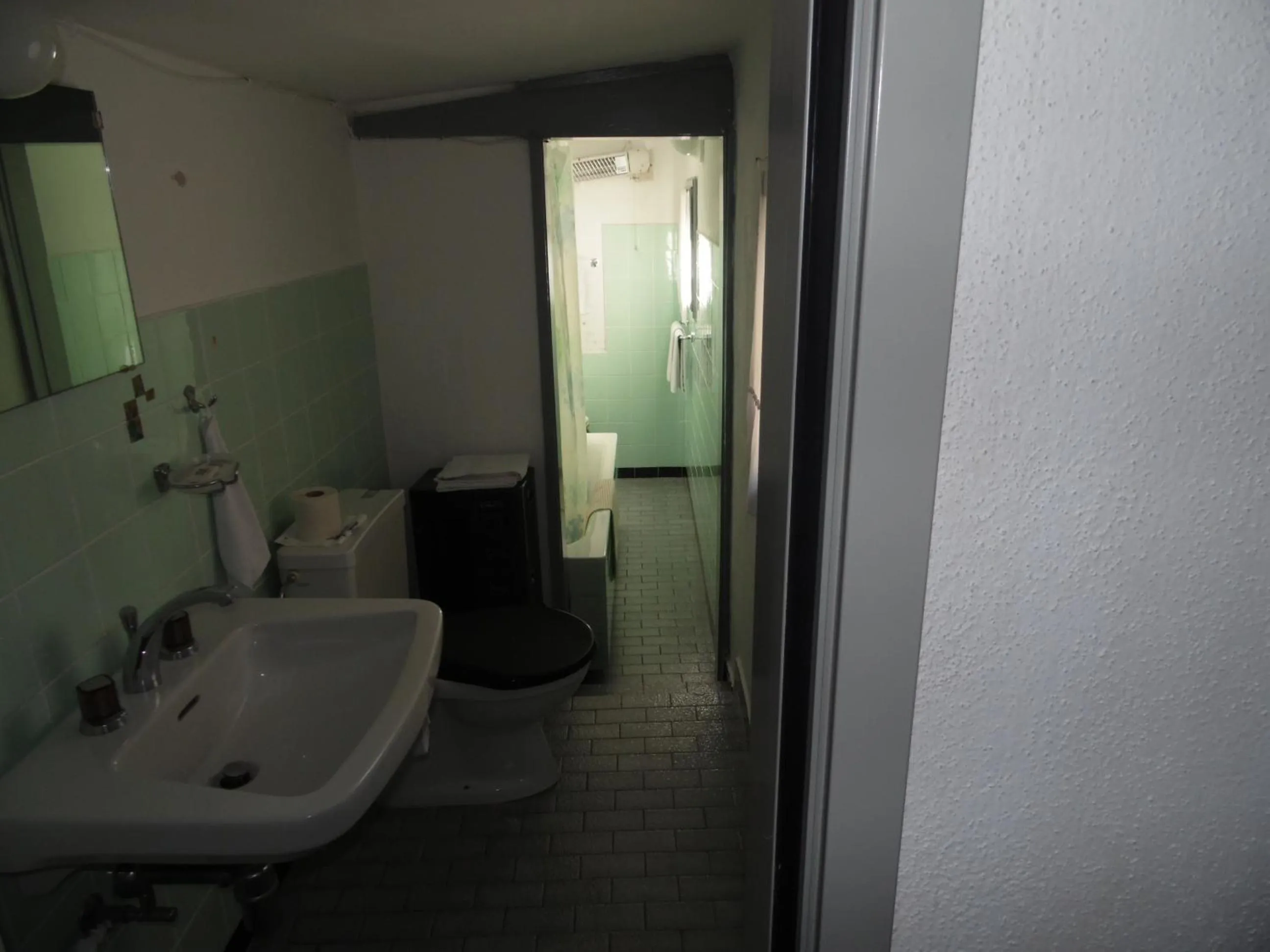 Bathroom in Garni Bar Sport