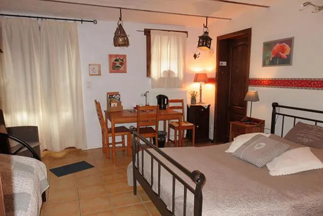 Bedroom, Bed in B&B Ferme du Petit Breuil