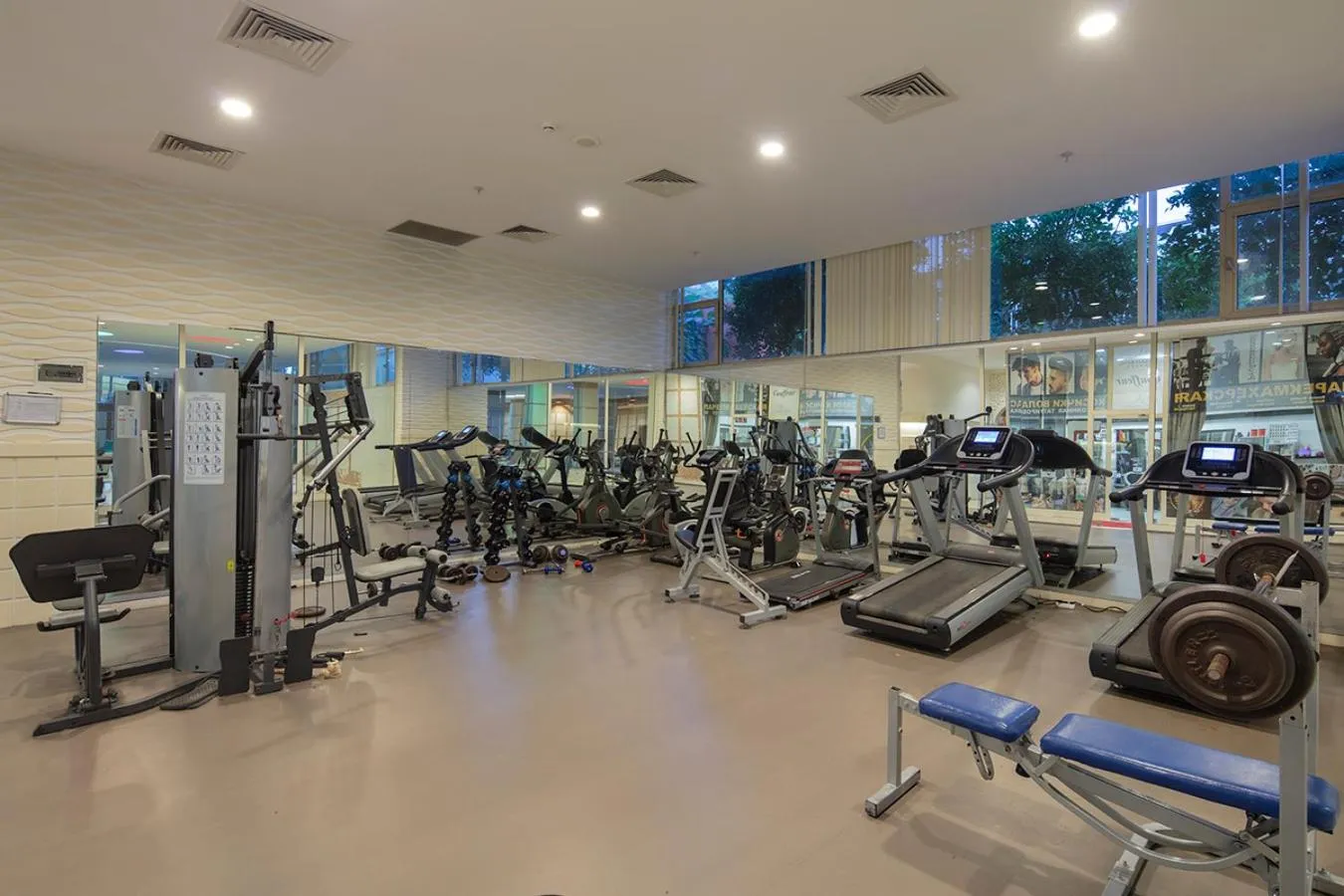 Fitness centre/facilities in Grand Ring Hotel