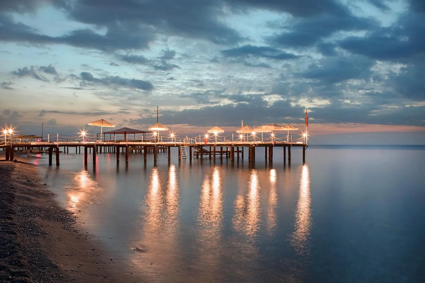 Beach in Grand Ring Hotel