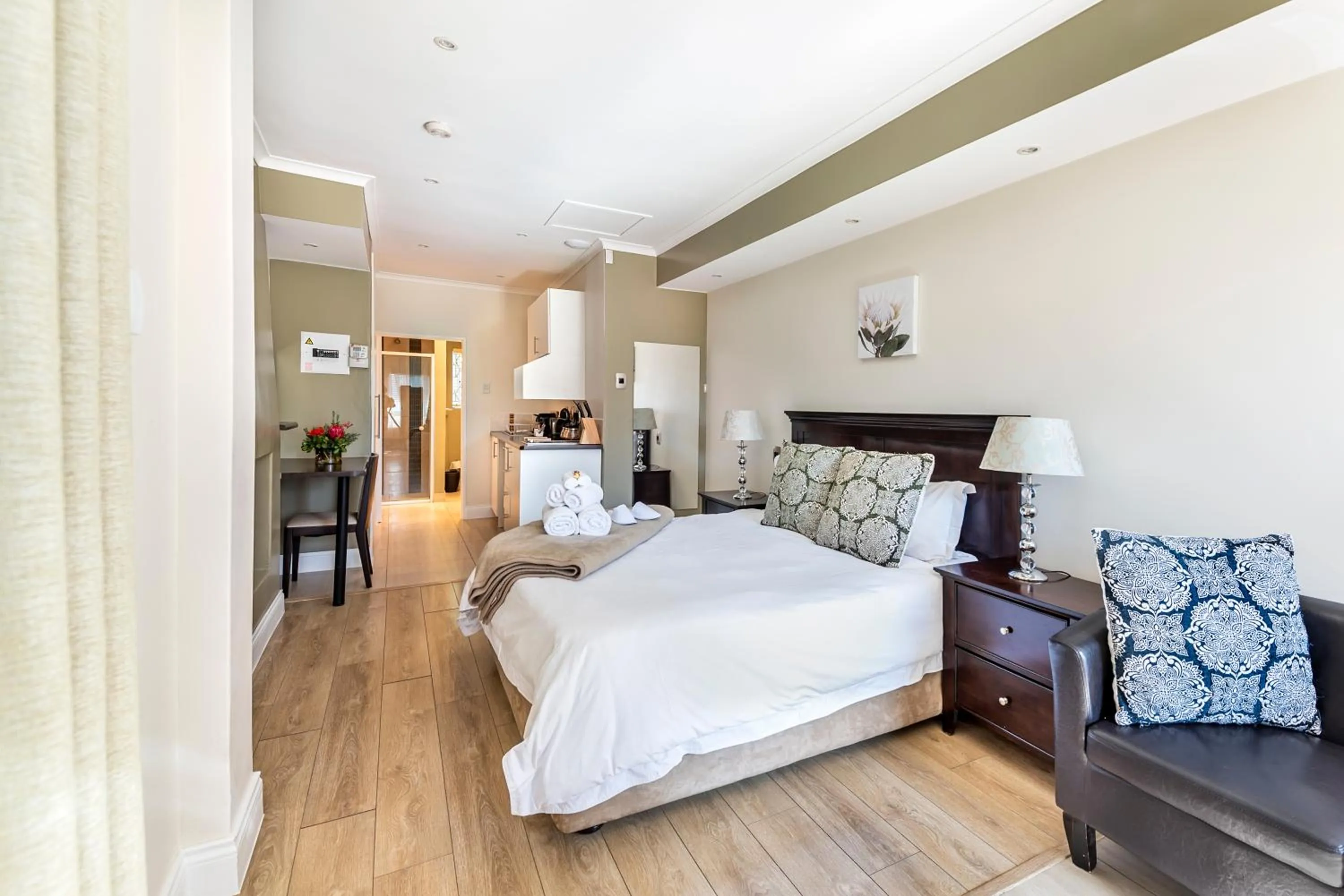 Photo of the whole room, Bed in The Haystack On Homestead