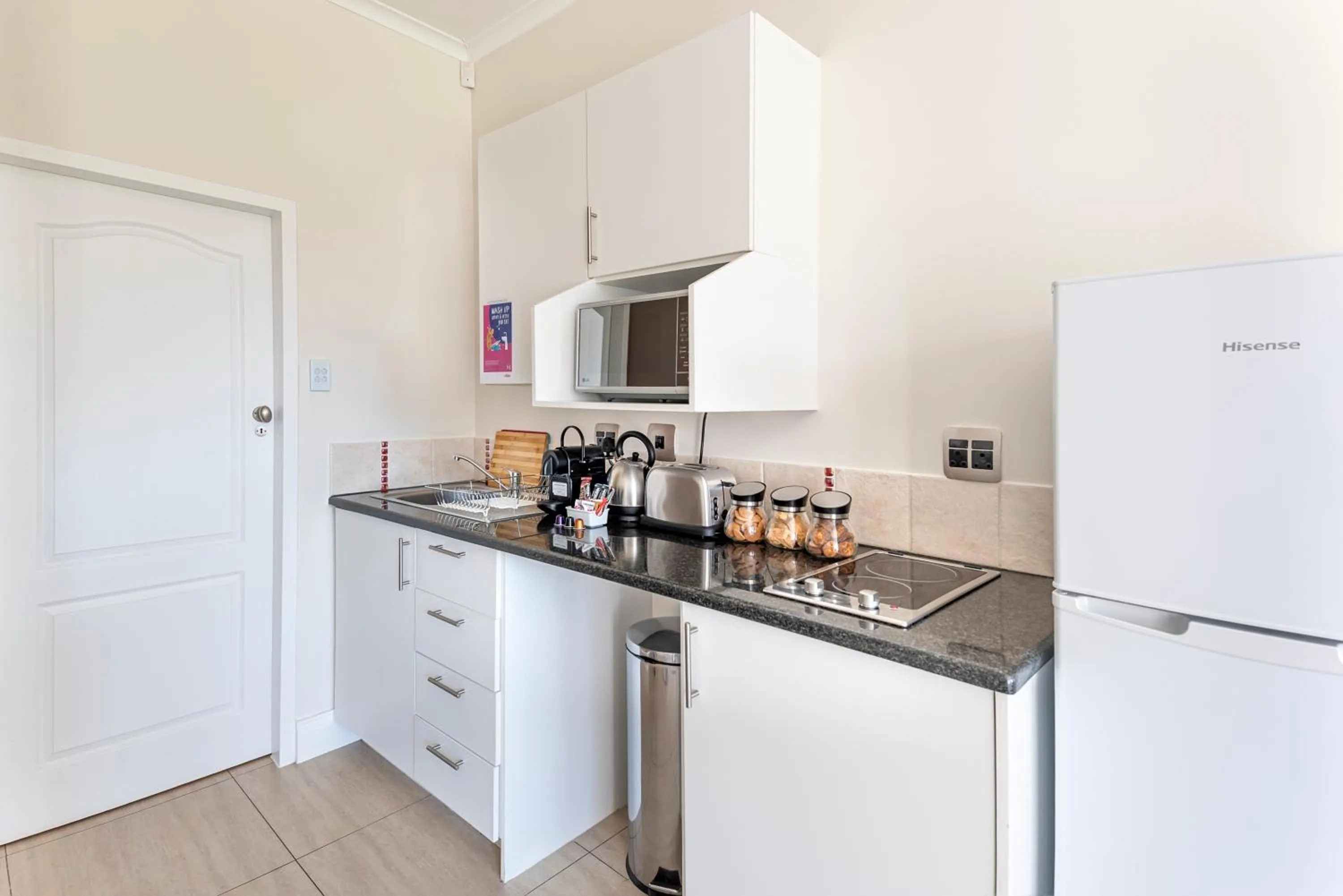 Coffee/tea facilities in The Haystack On Homestead