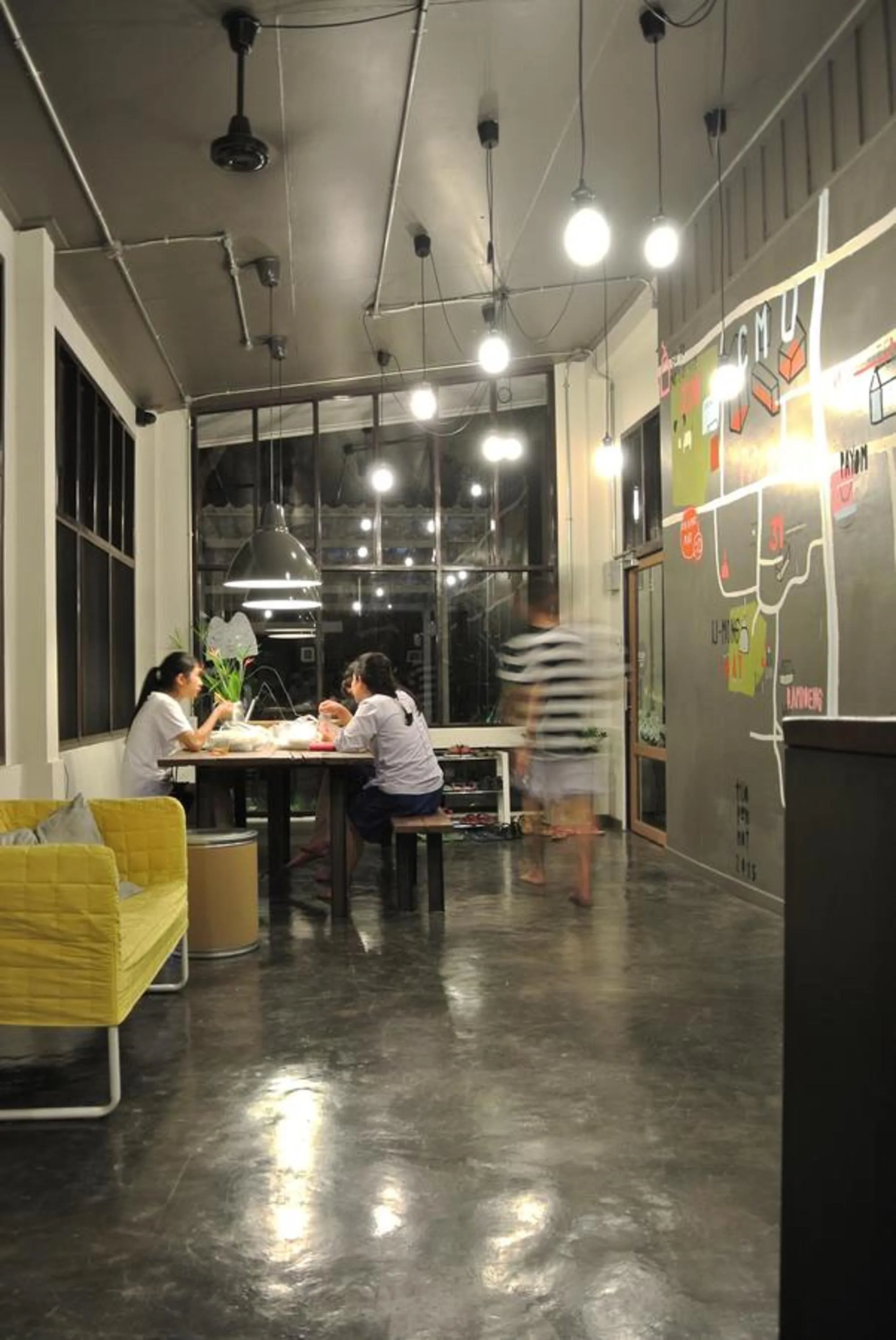 Restaurant/places to eat in Chiang Mai D Hostel