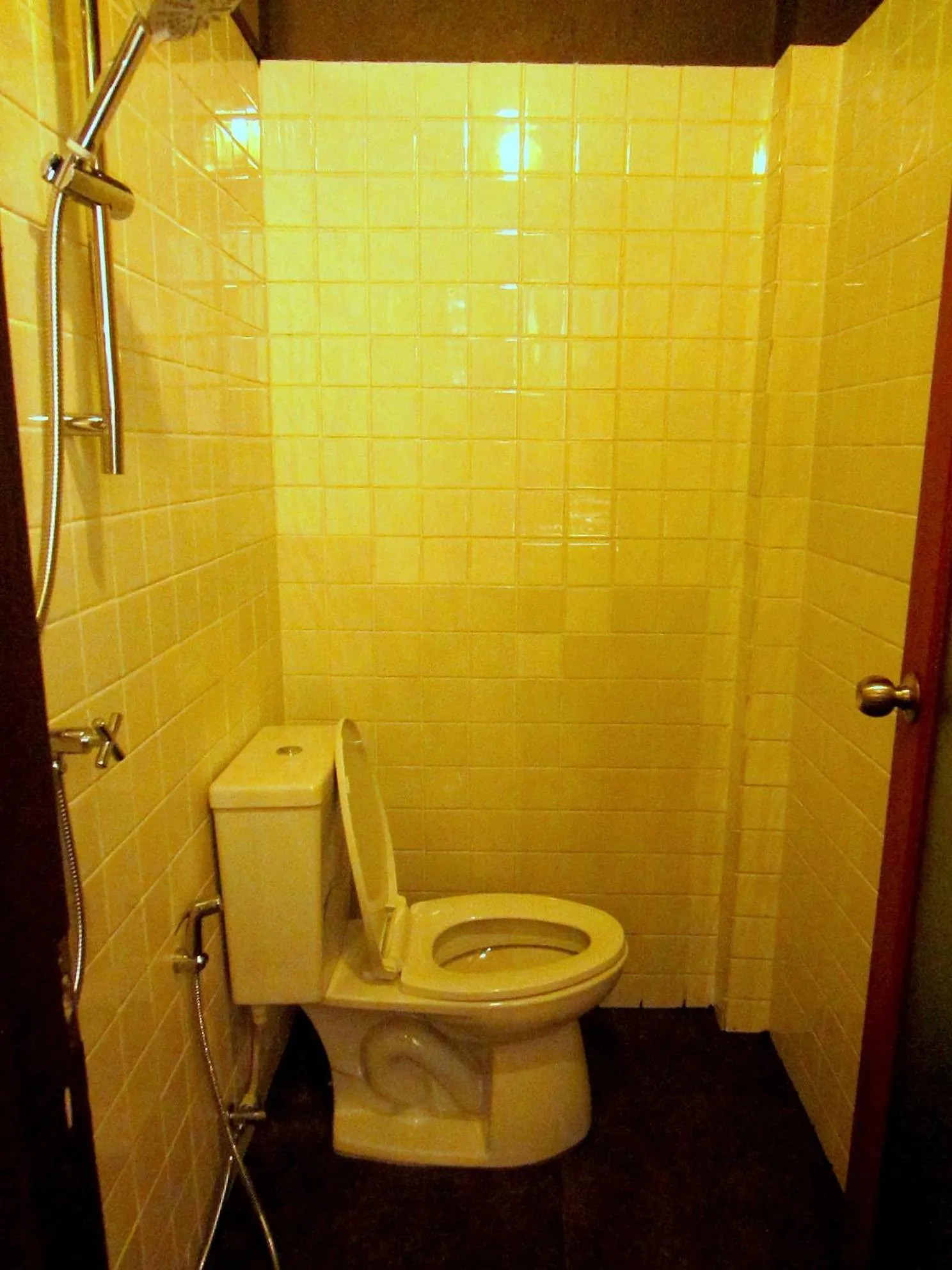 Toilet in Chiang Mai D Hostel