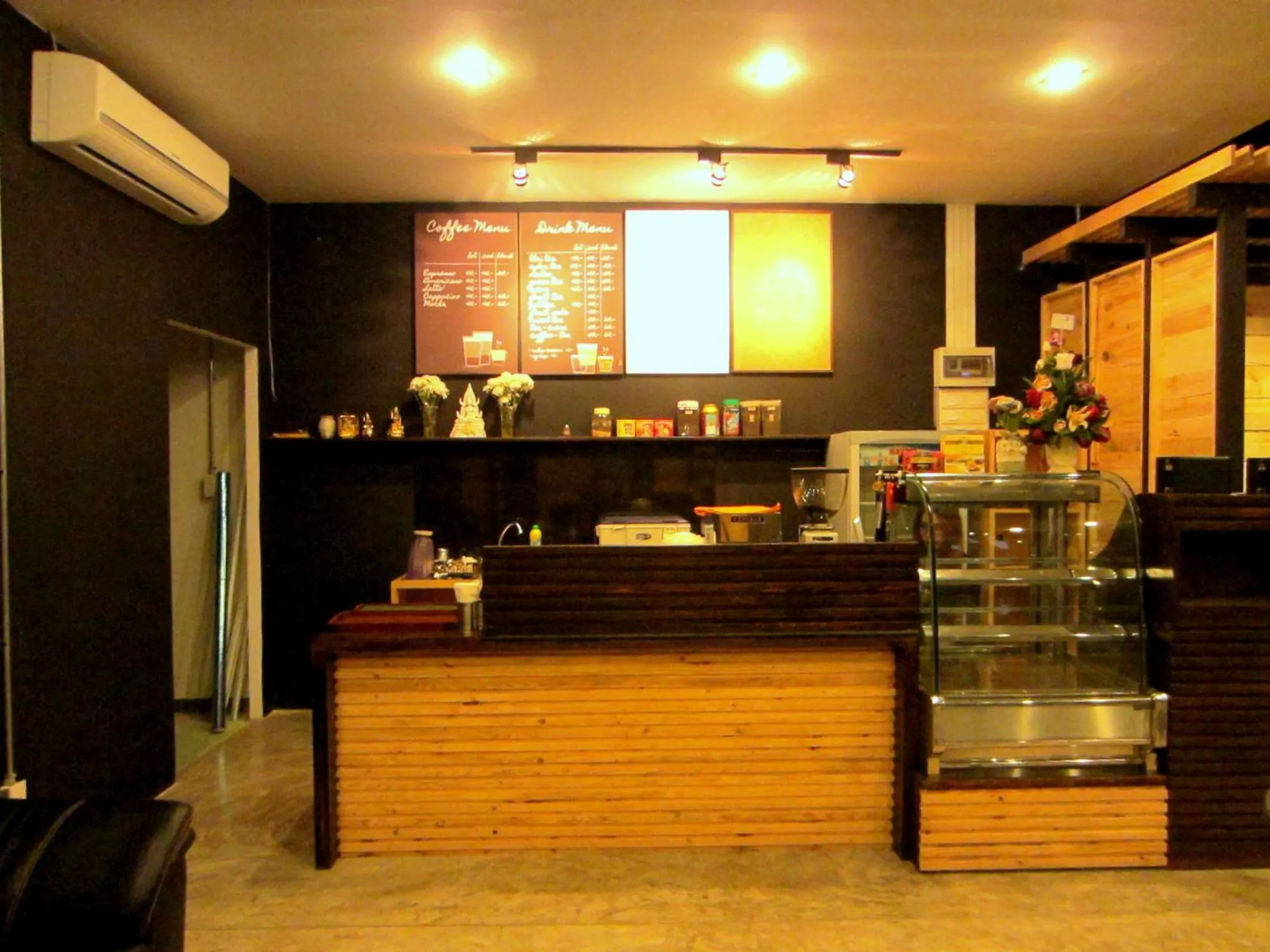 Restaurant/places to eat in Chiang Mai D Hostel