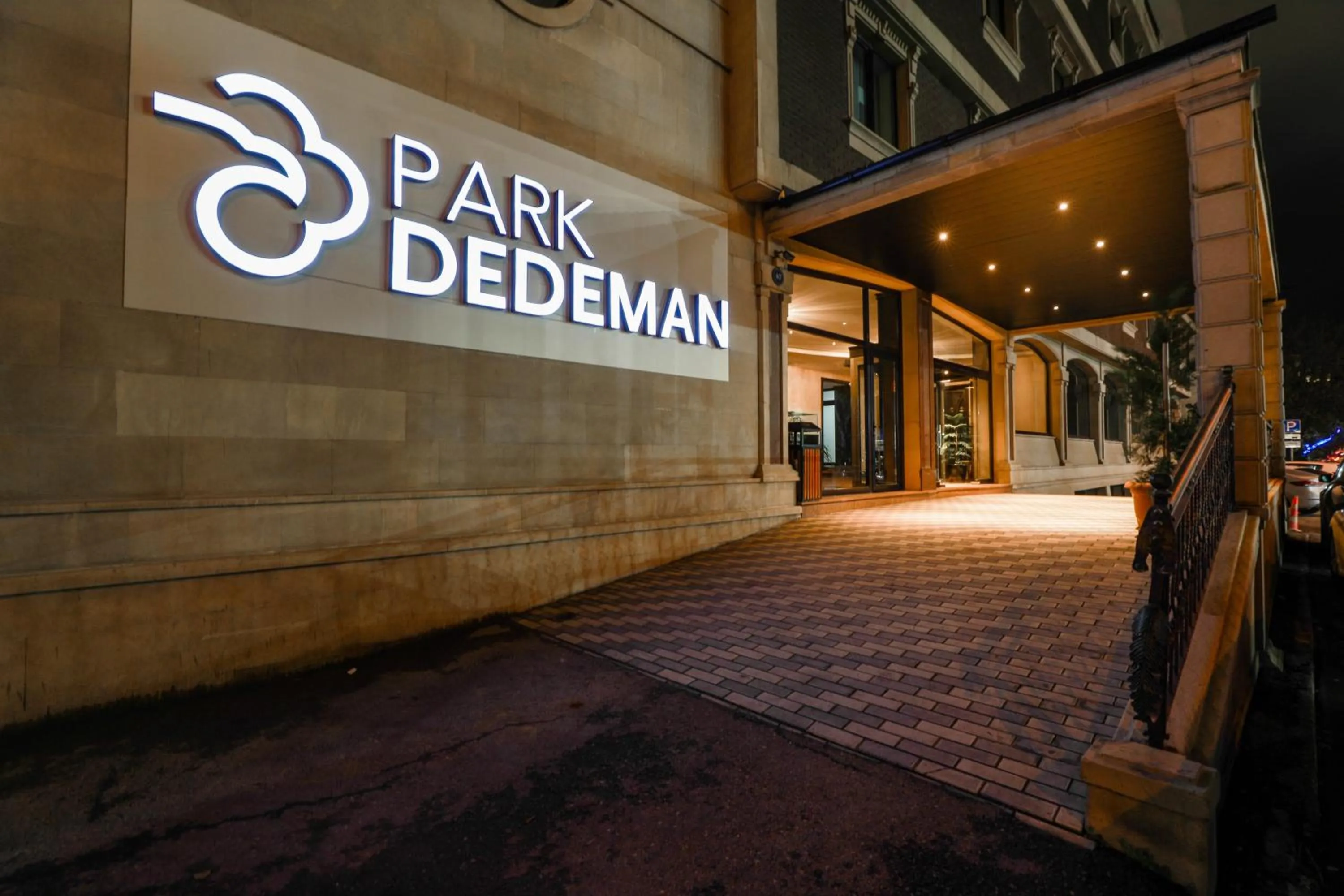 Property building in Park Dedeman Baku