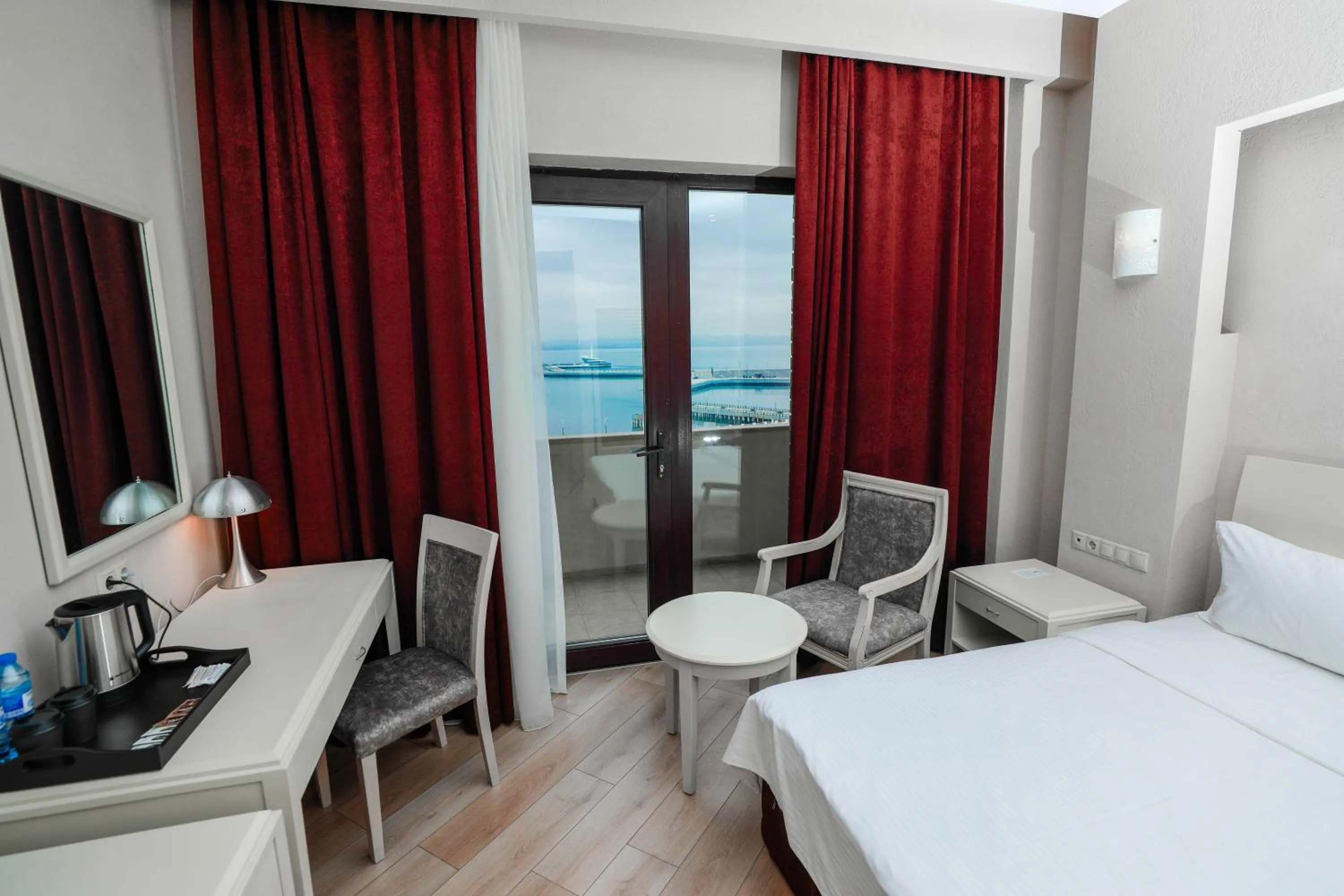 Bed in Park Dedeman Baku