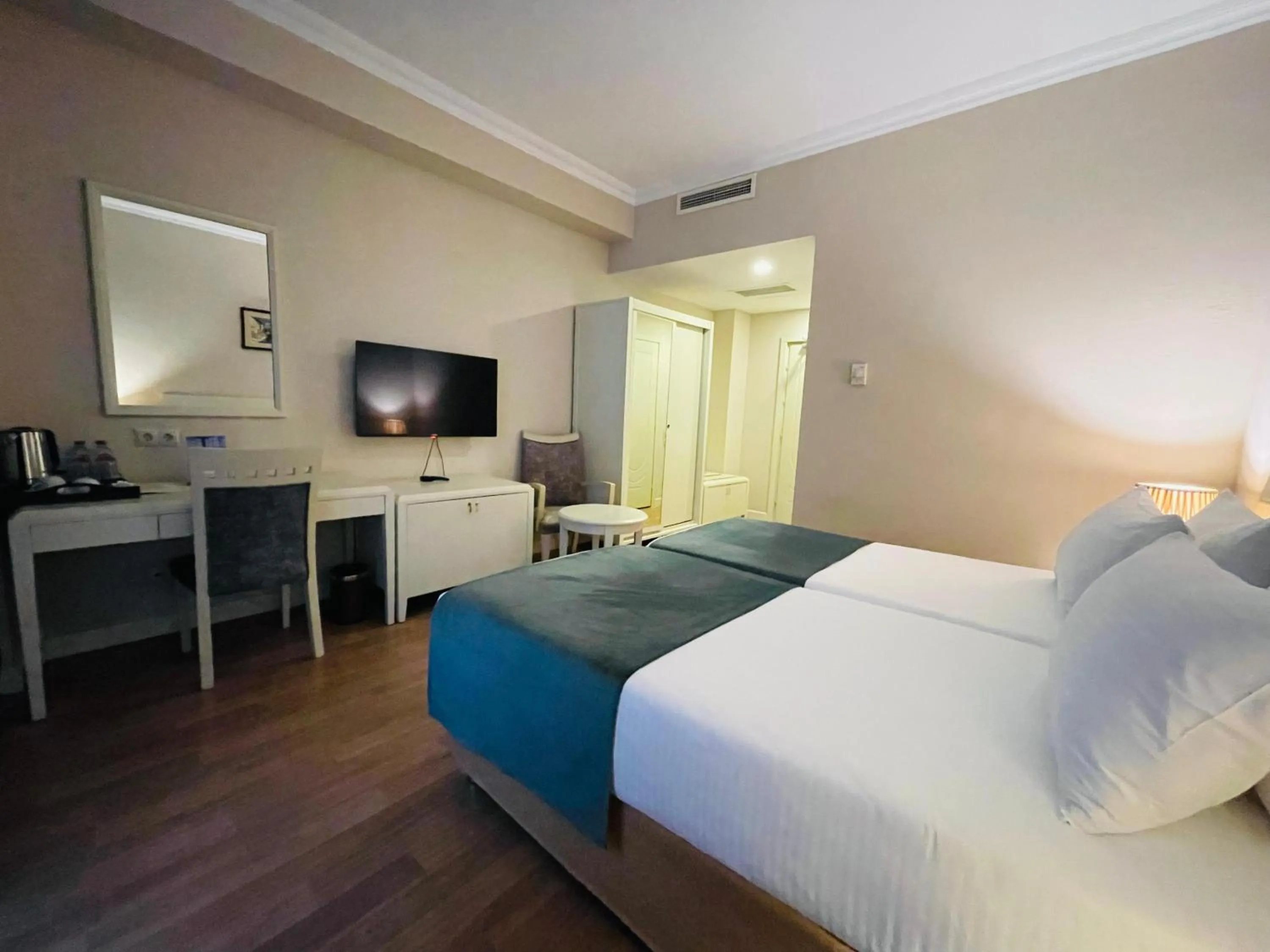 Bed in Park Dedeman Baku