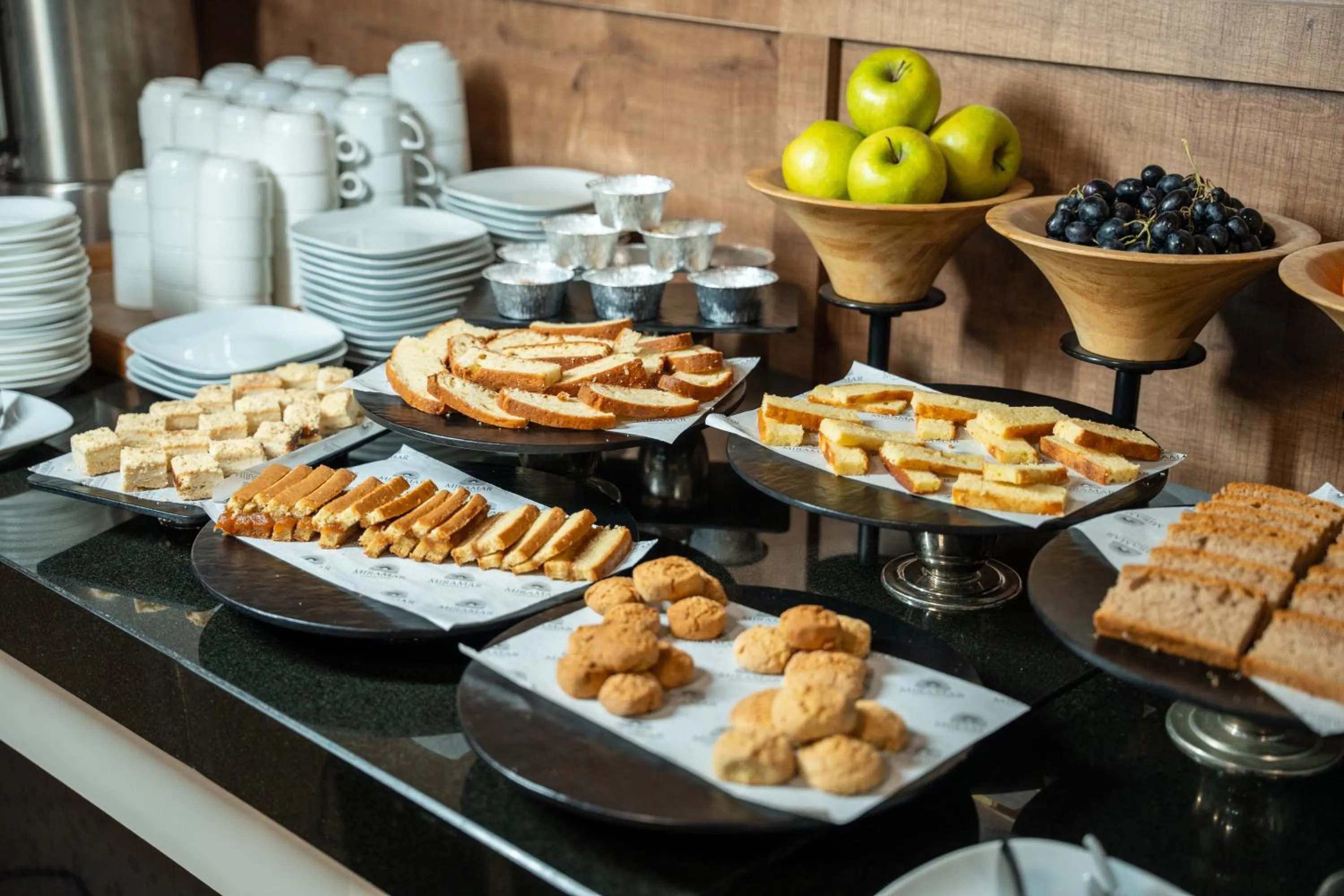 Breakfast in Park Dedeman Baku