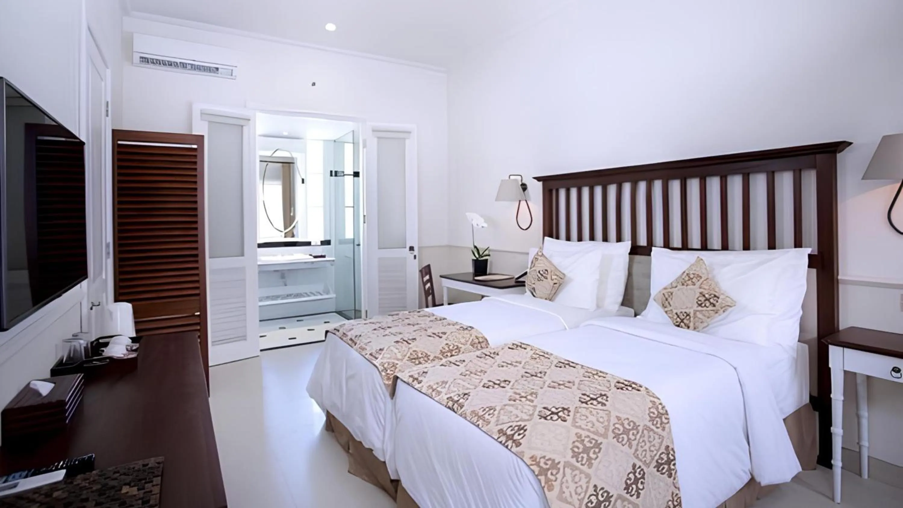 Bedroom, Bed in SOLTERRA SEMINYAK Boutique Hotel & Spa Powered by Archipelago