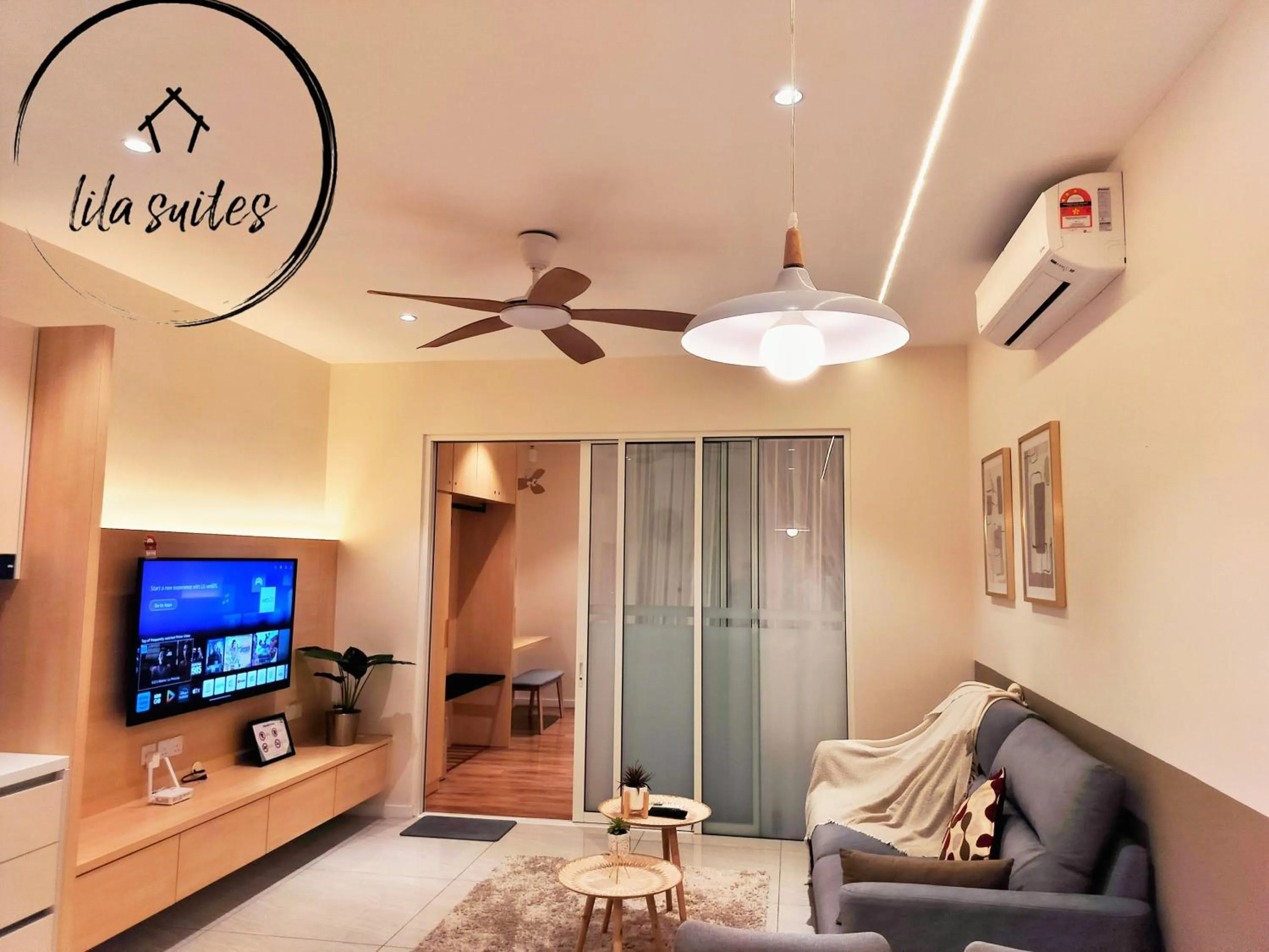 TV and multimedia in Lila Suites Quill Residence KLCC
