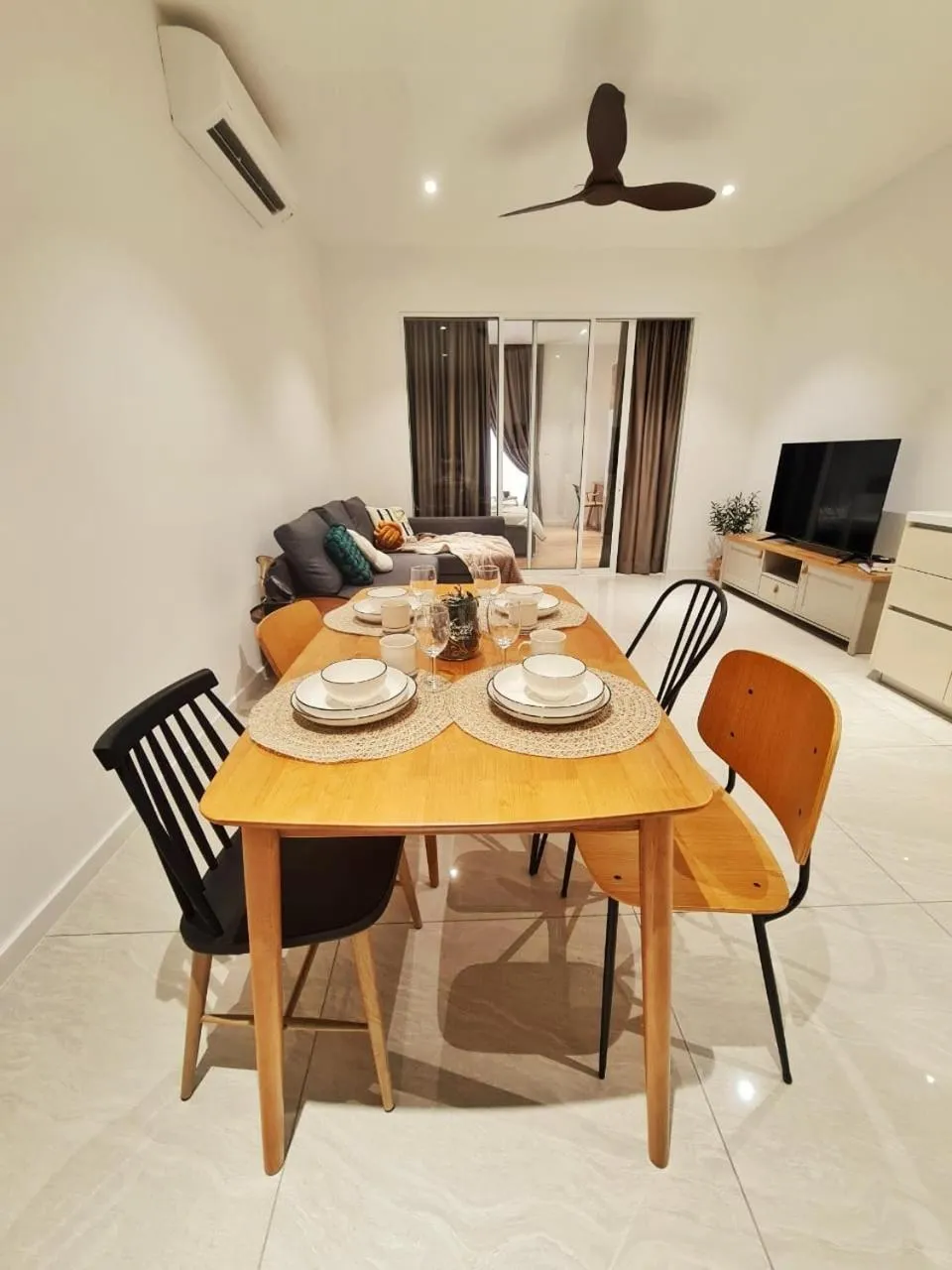 TV and multimedia in Lila Suites Quill Residence KLCC