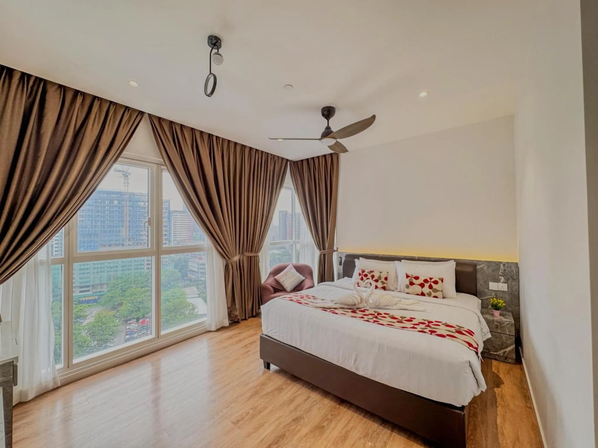 Bed in Lila Suites Quill Residence KLCC