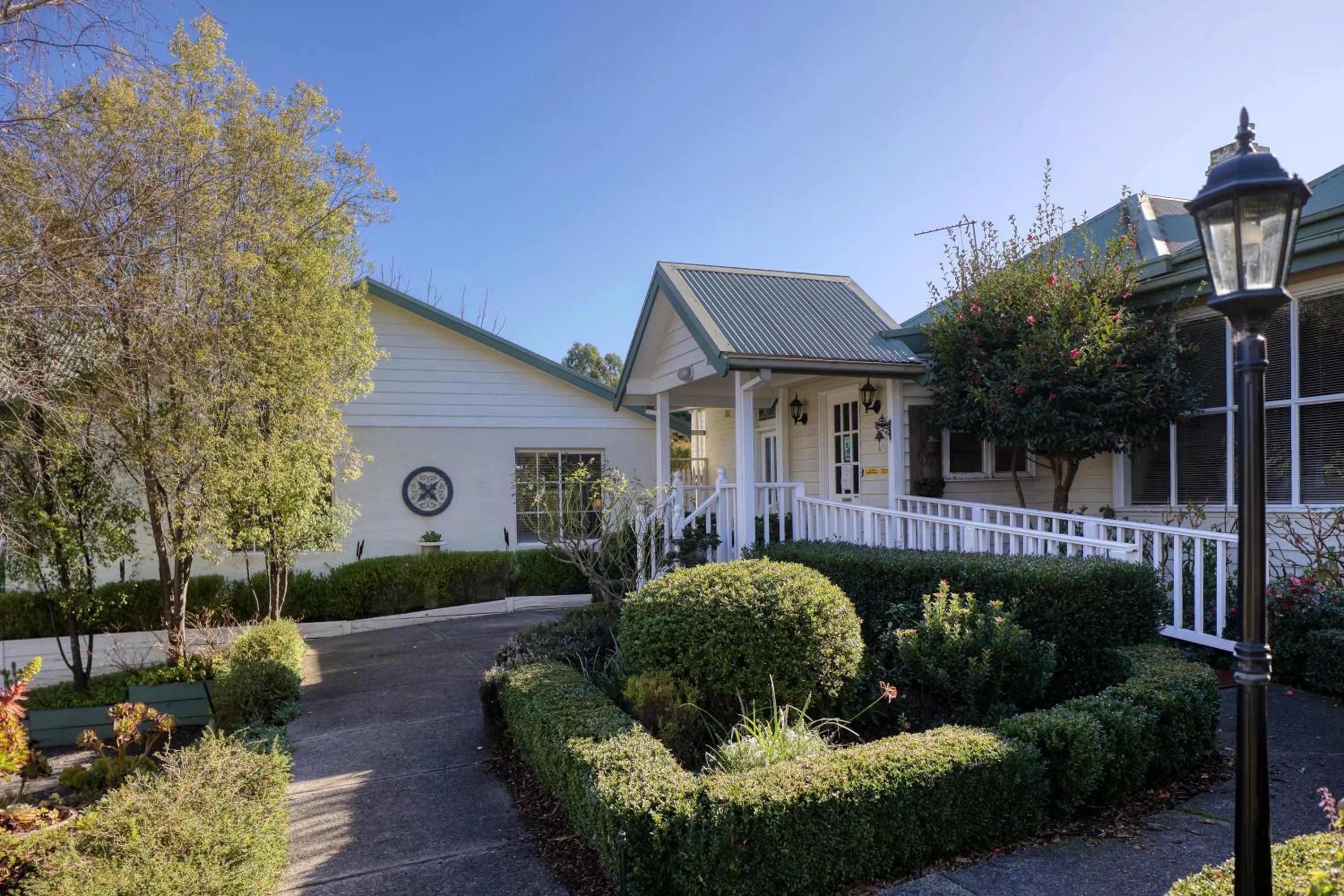 Facade/entrance in Yarra Gables