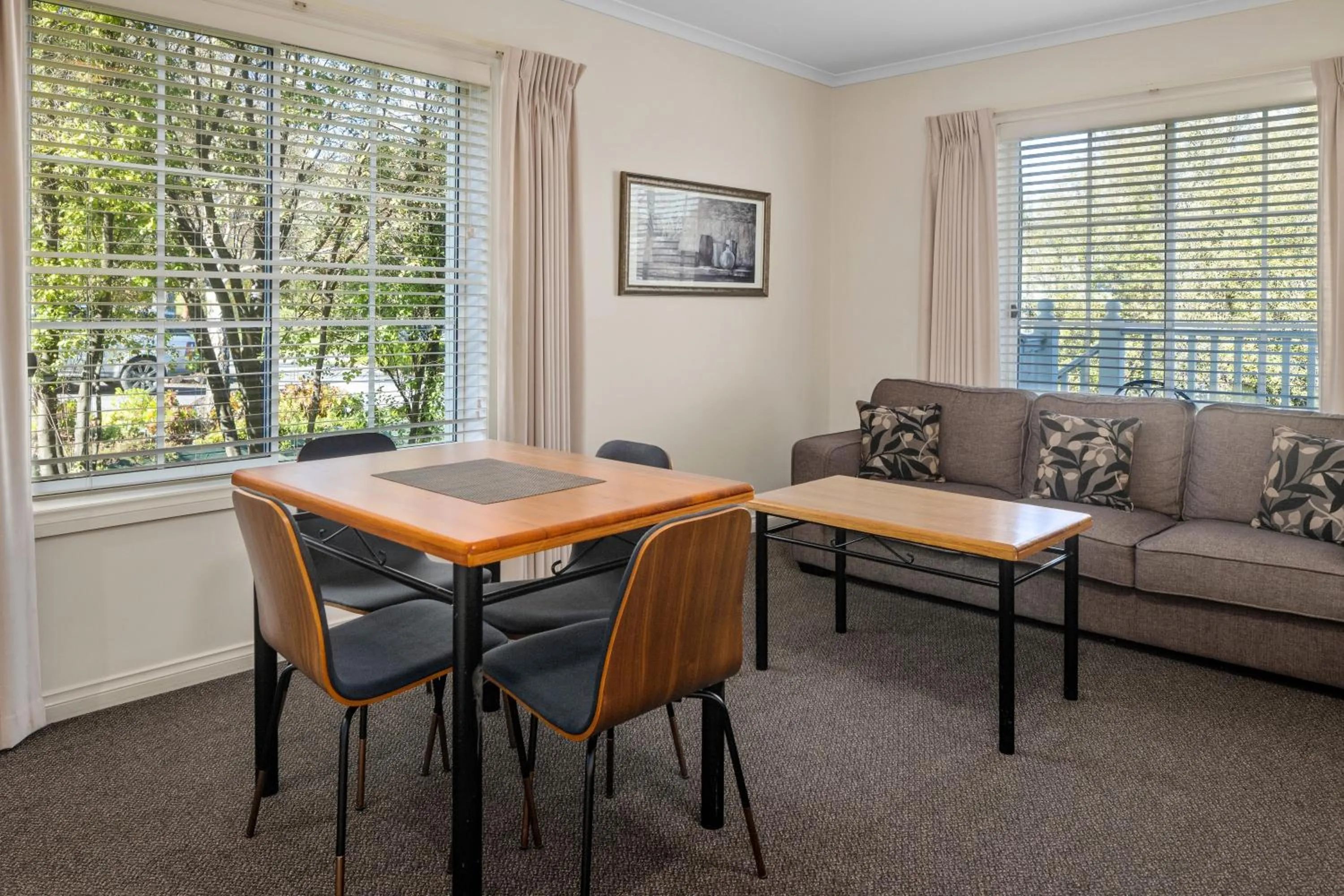 Living room in Yarra Gables