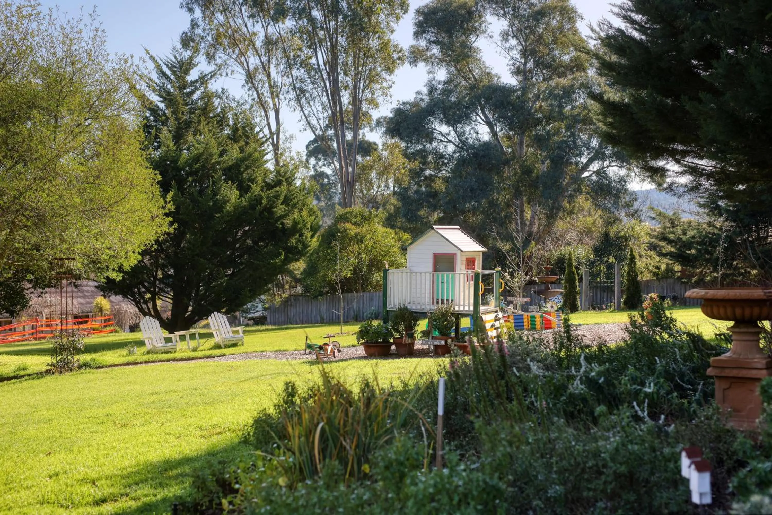 Children play ground in Yarra Gables