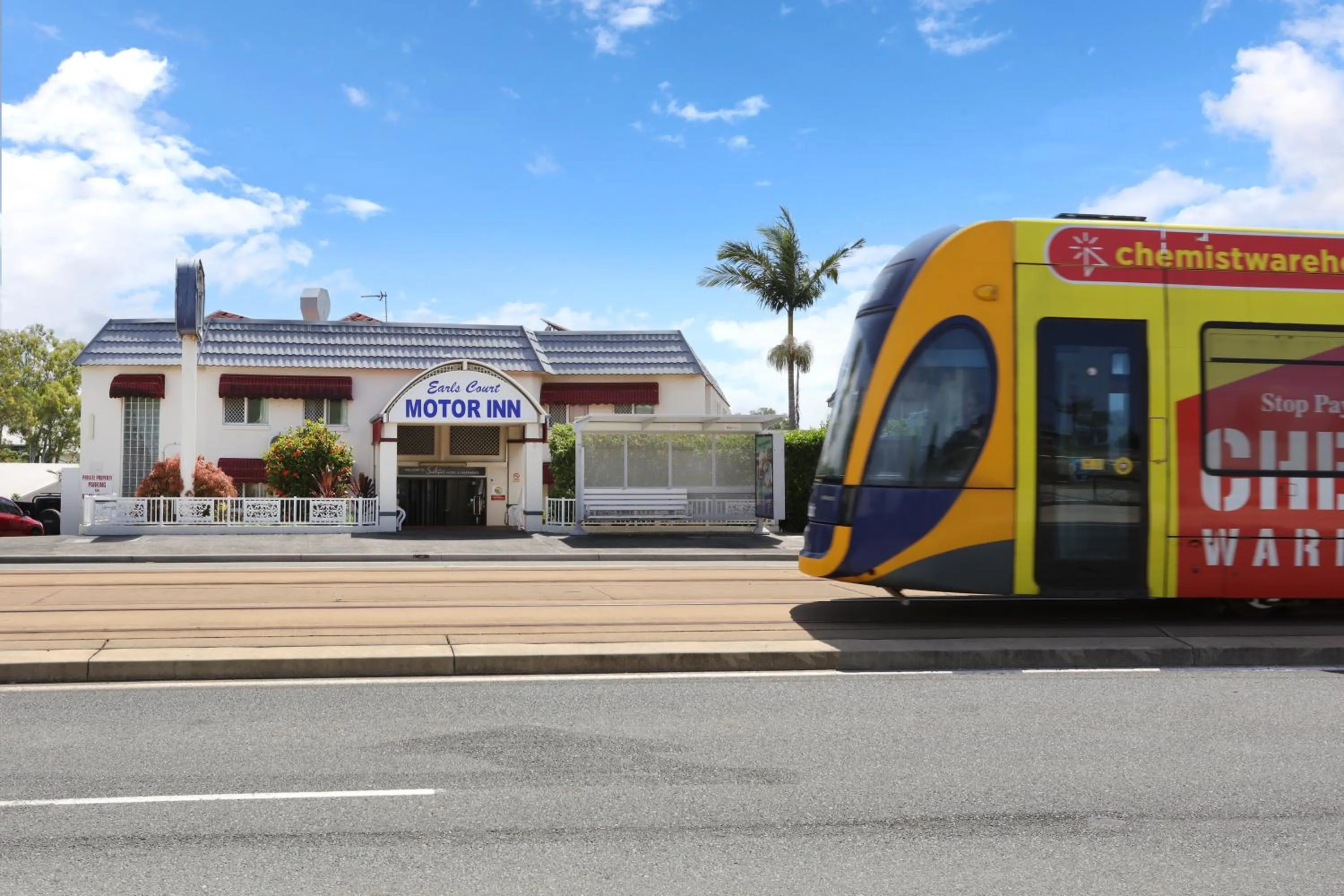 Property building in Southport Motel & Apartments
