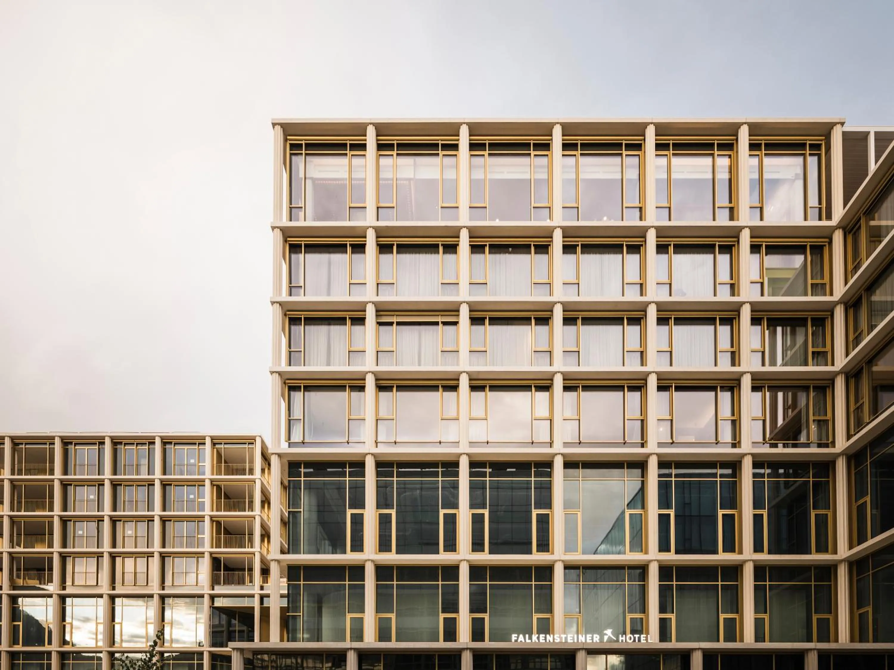 Property building in Falkensteiner Hotel Bozen WaltherPark