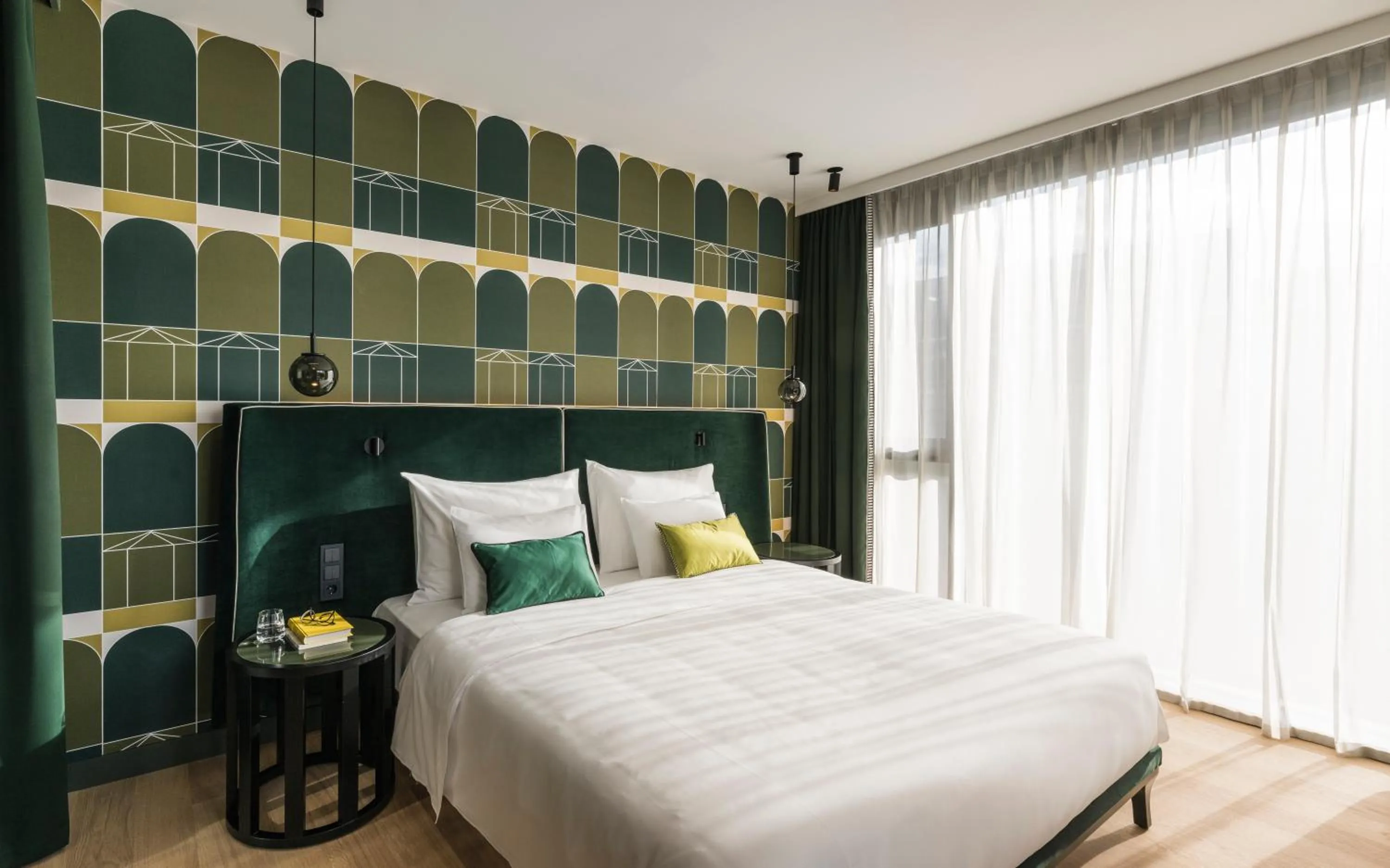 Bed in Falkensteiner Hotel Bozen WaltherPark