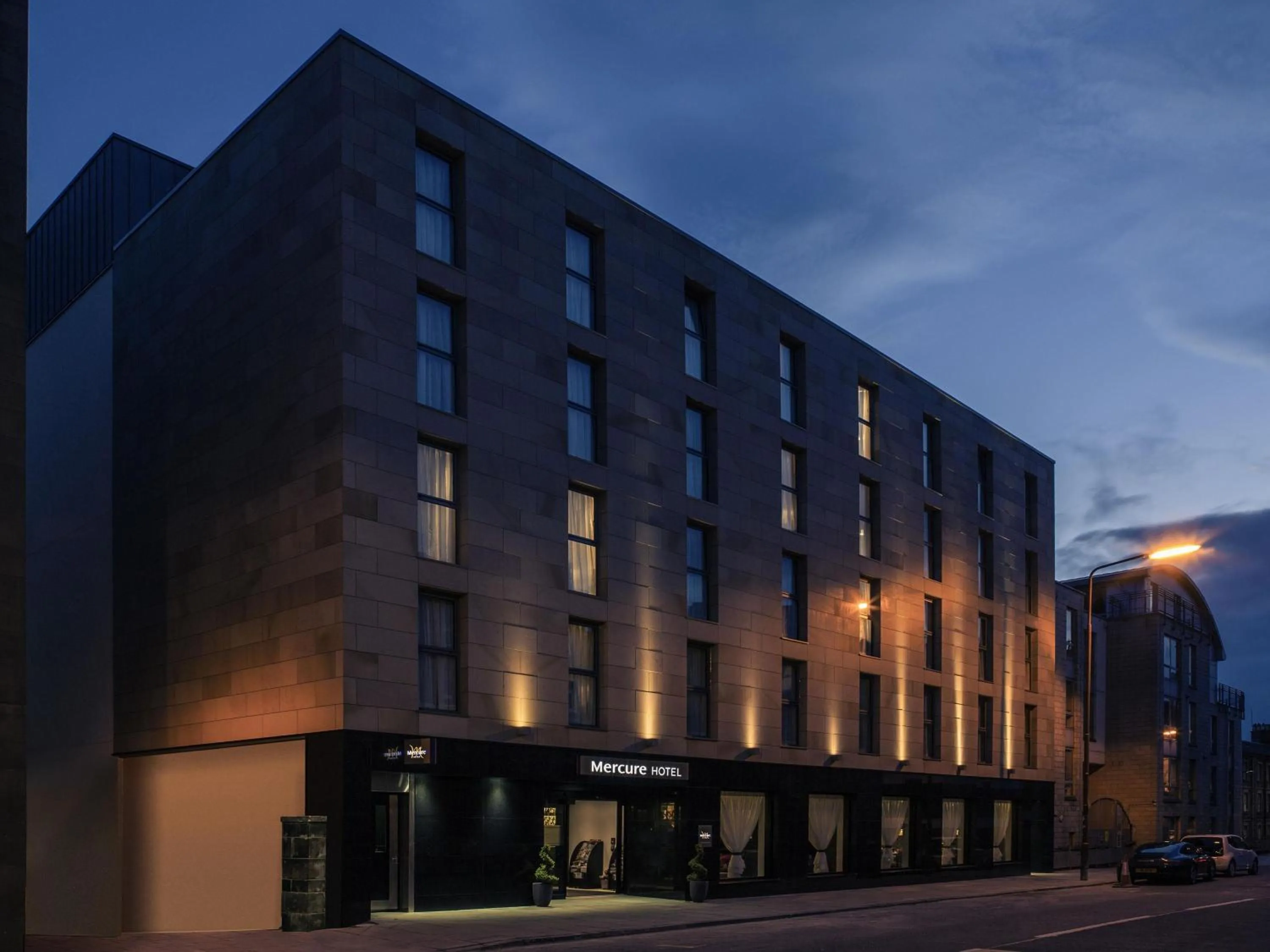 Property building in Mercure Edinburgh Haymarket
