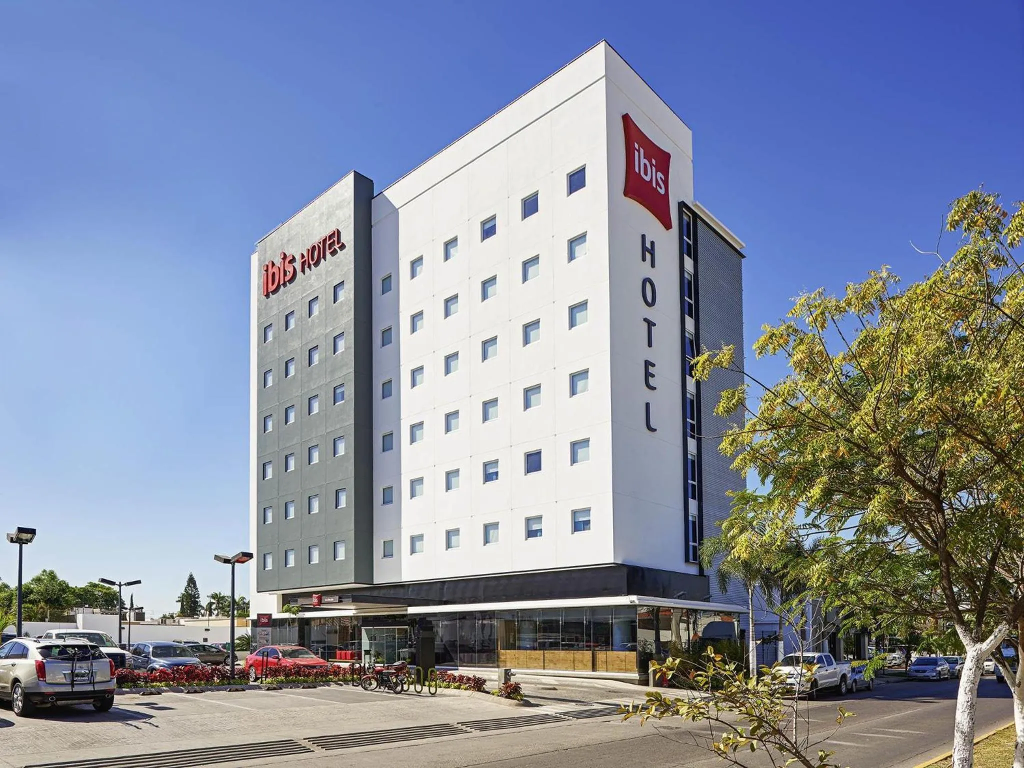 Property building in Ibis Los Mochis