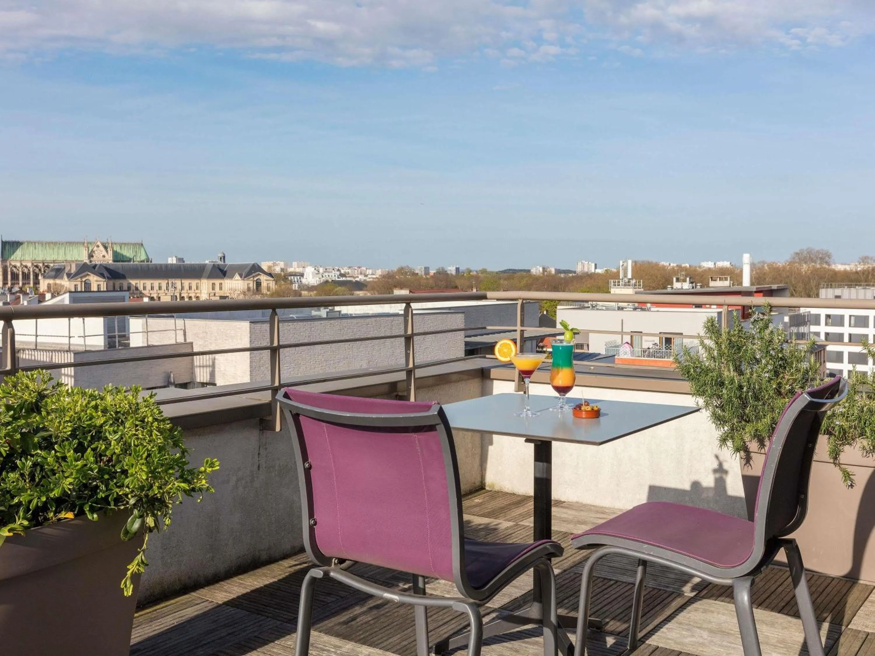 Bedroom in Novotel Paris Saint Denis Stade Basilique