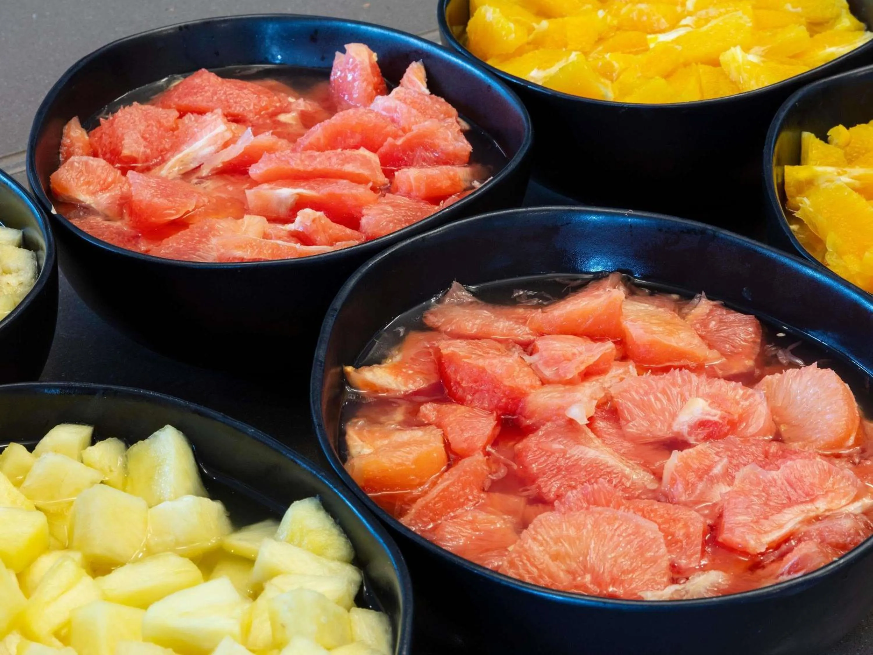 Restaurant/places to eat in Novotel Paris Saint Denis Stade Basilique