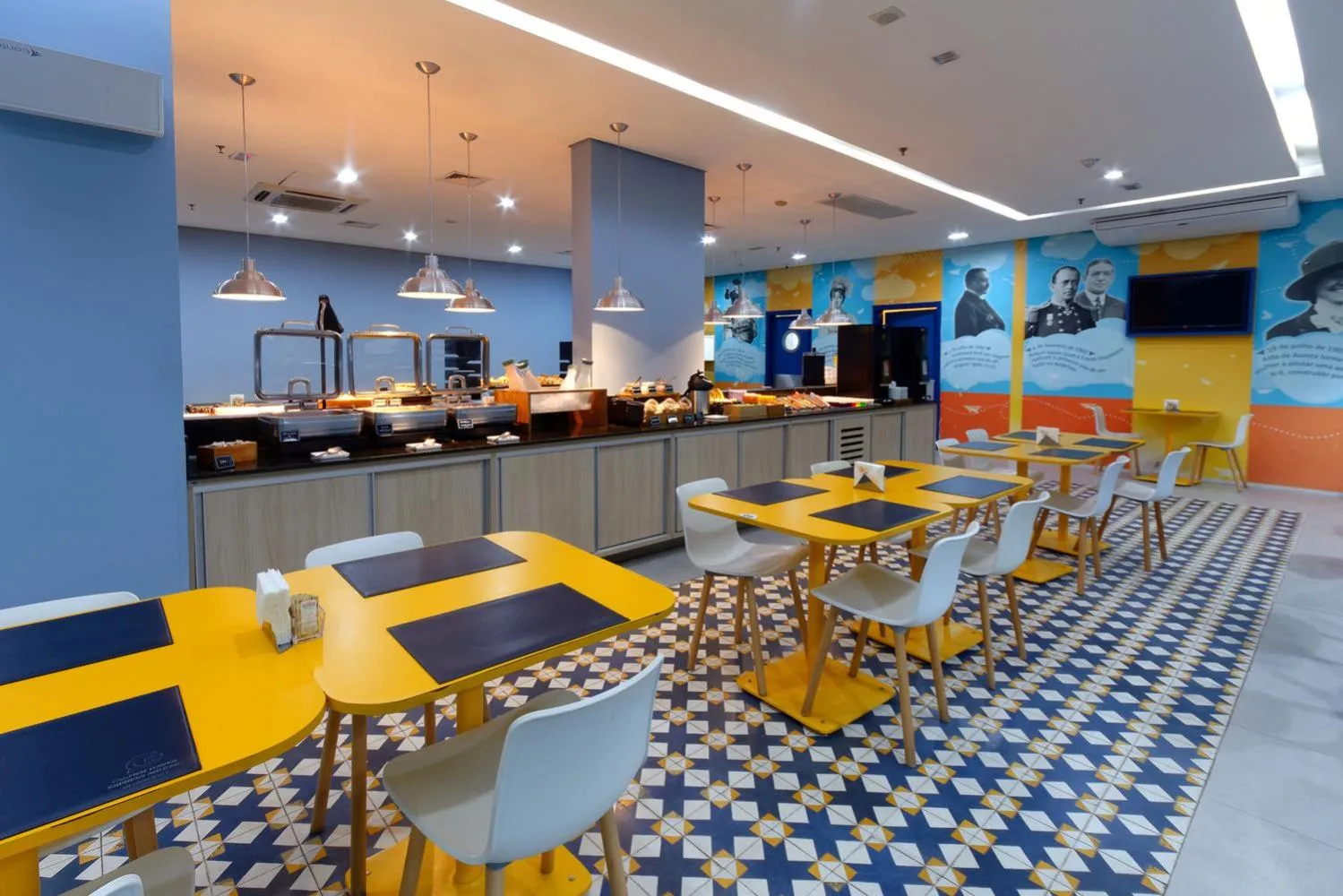 Breakfast in Golden Tower Express Anhembi by Fênix Hotéis