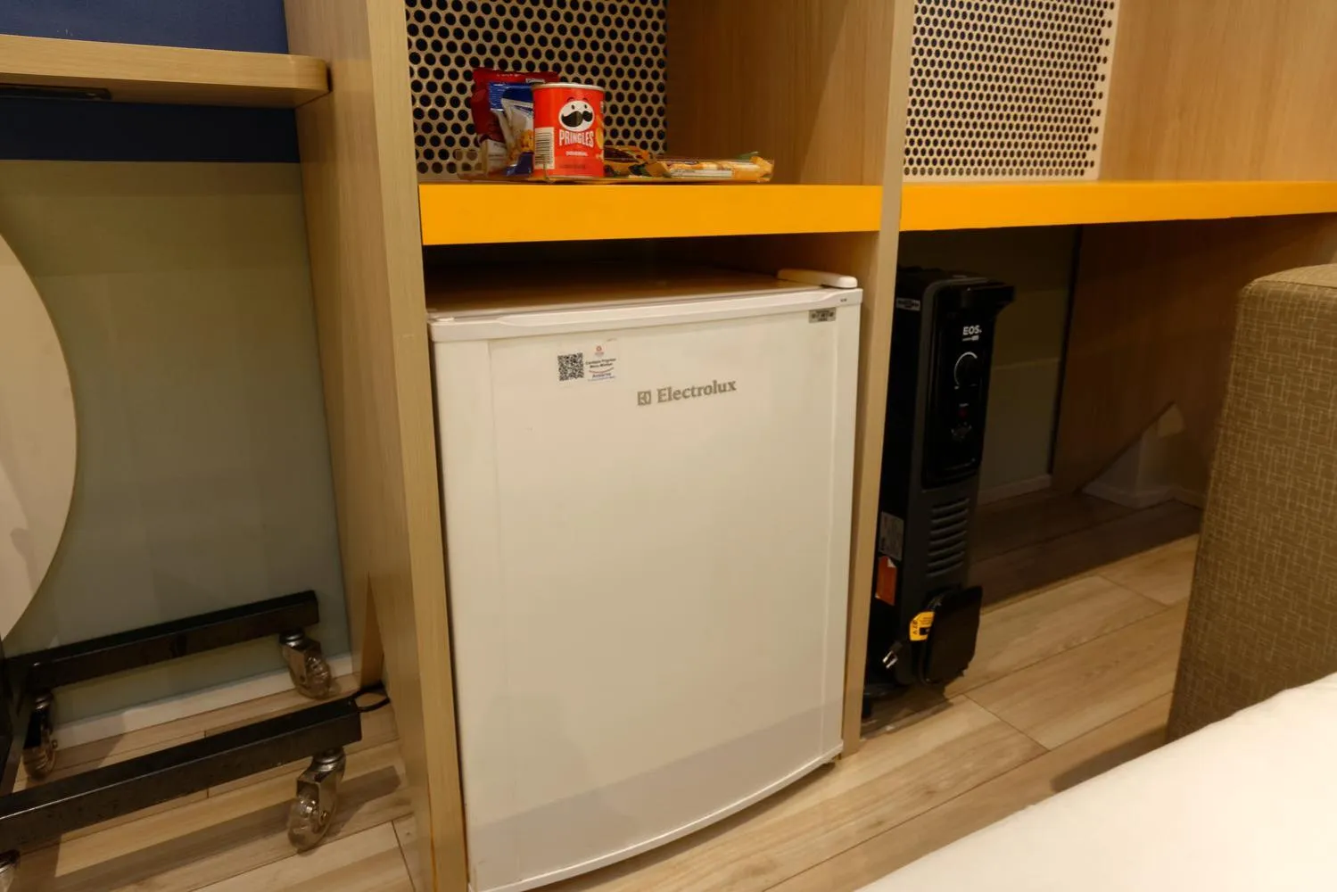 minibar in Golden Tower Express Anhembi by Fênix Hotéis