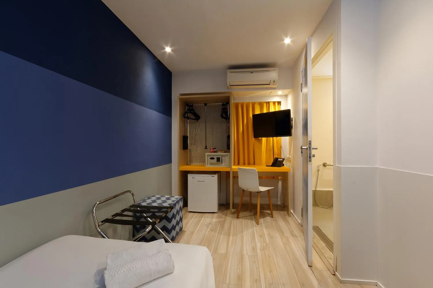 Bedroom, Bed in Golden Tower Express Anhembi by Fênix Hotéis